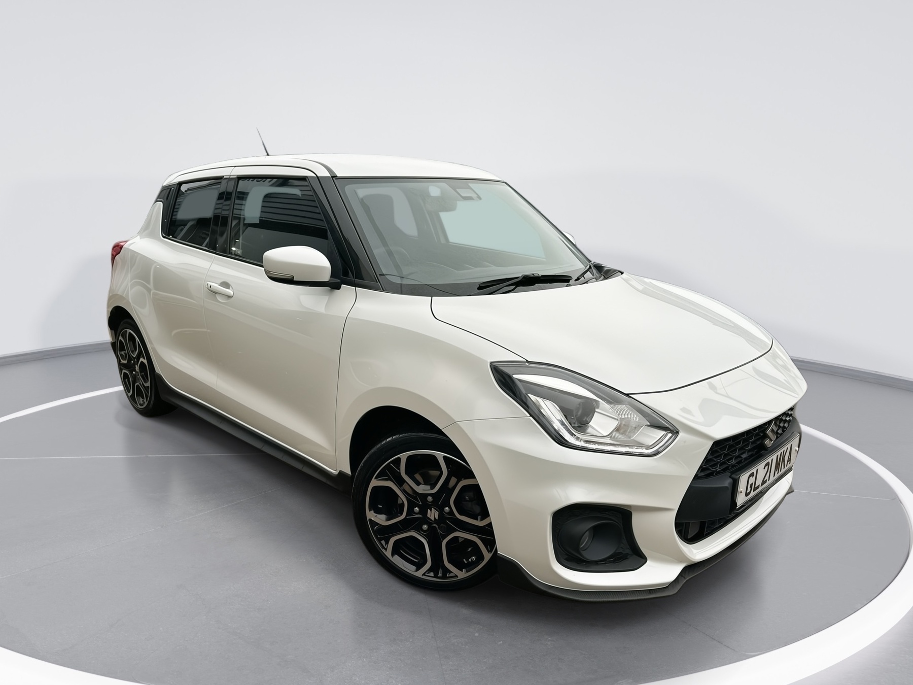 Main listing image - Suzuki Swift Sport