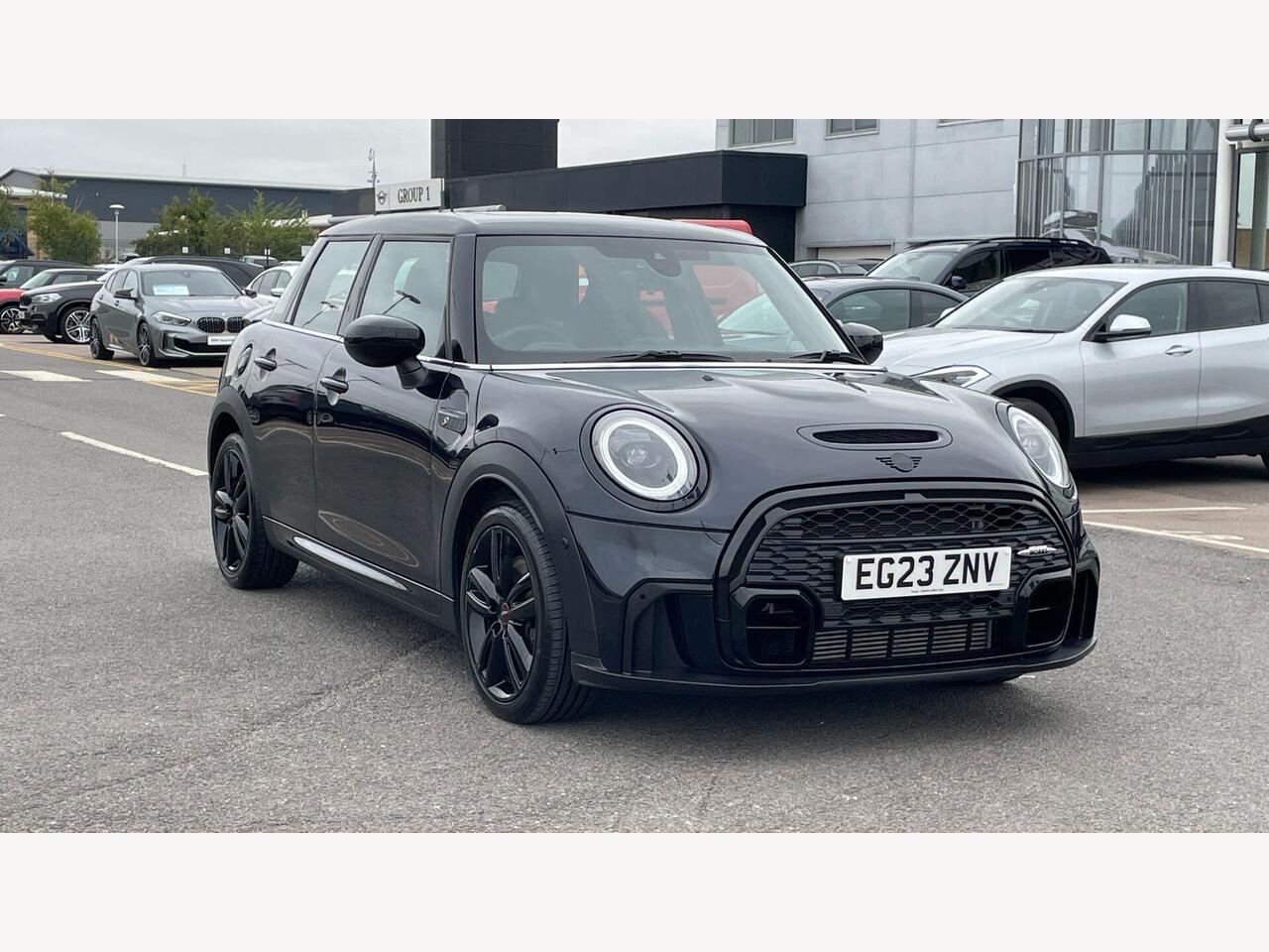 Main listing image - MINI Hatchback 5dr