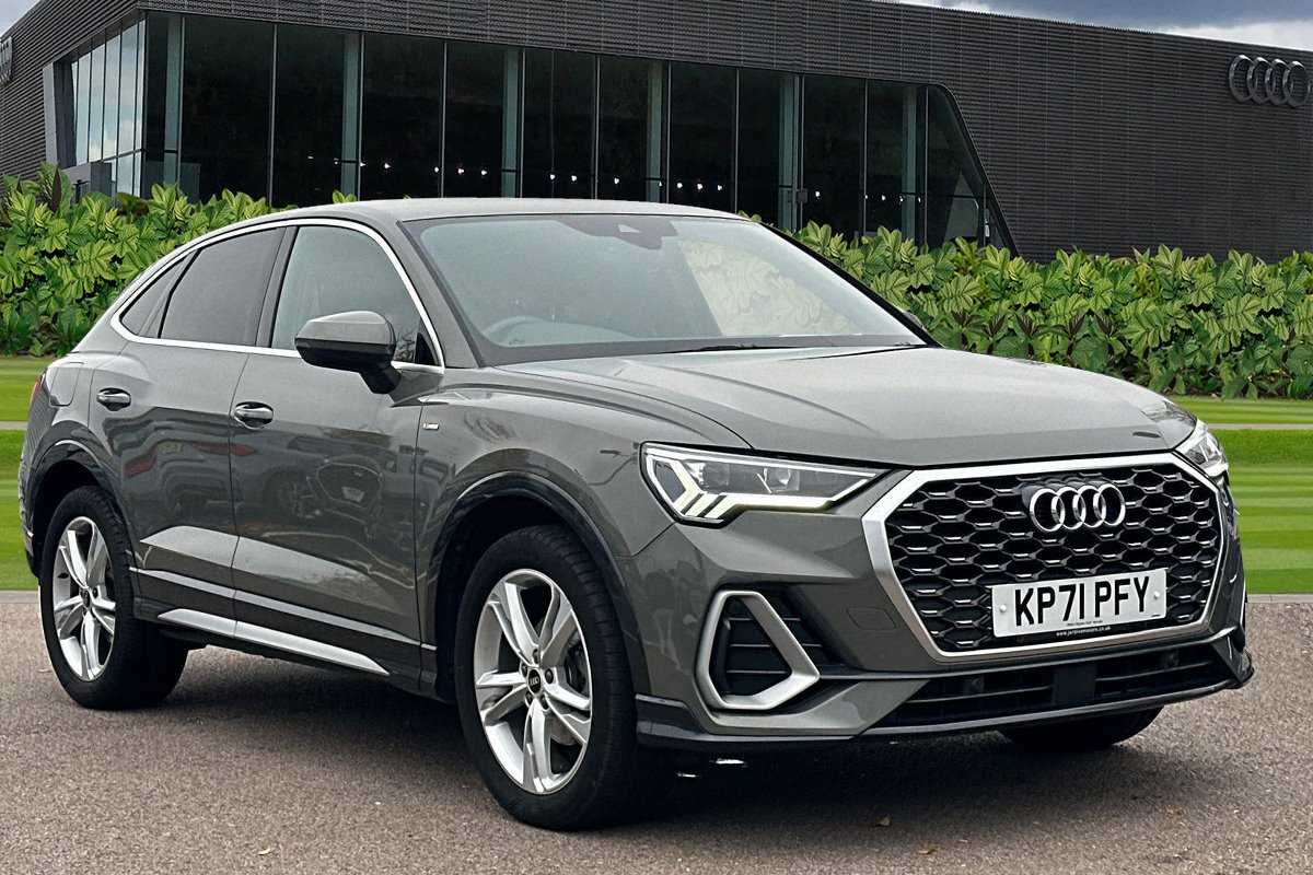 Main listing image - Audi Q3