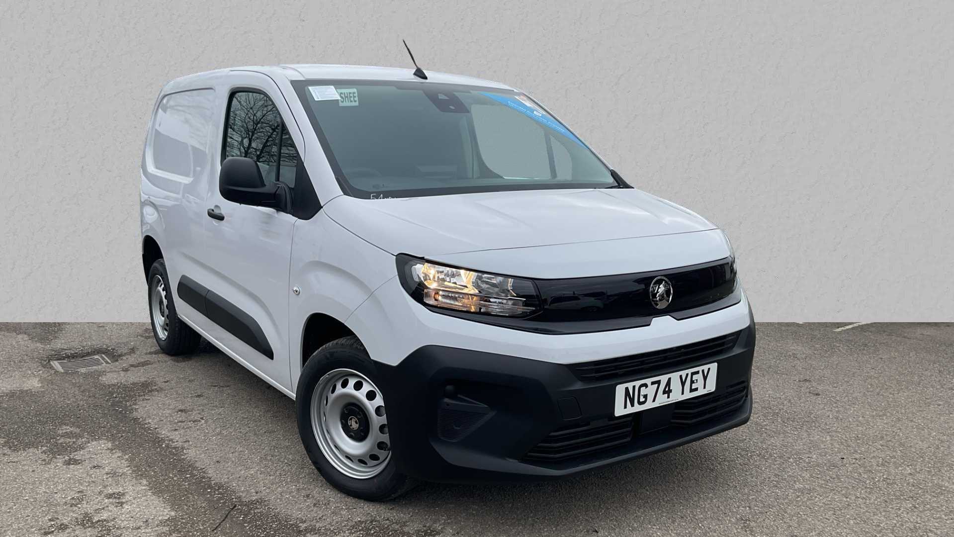 Main listing image - Vauxhall Combo Cargo