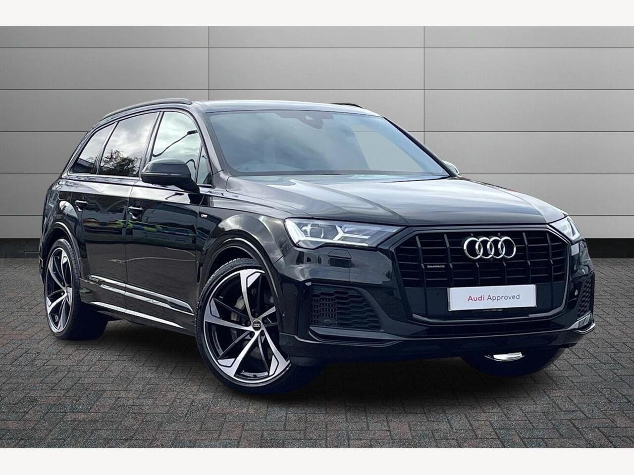 Main listing image - Audi Q7