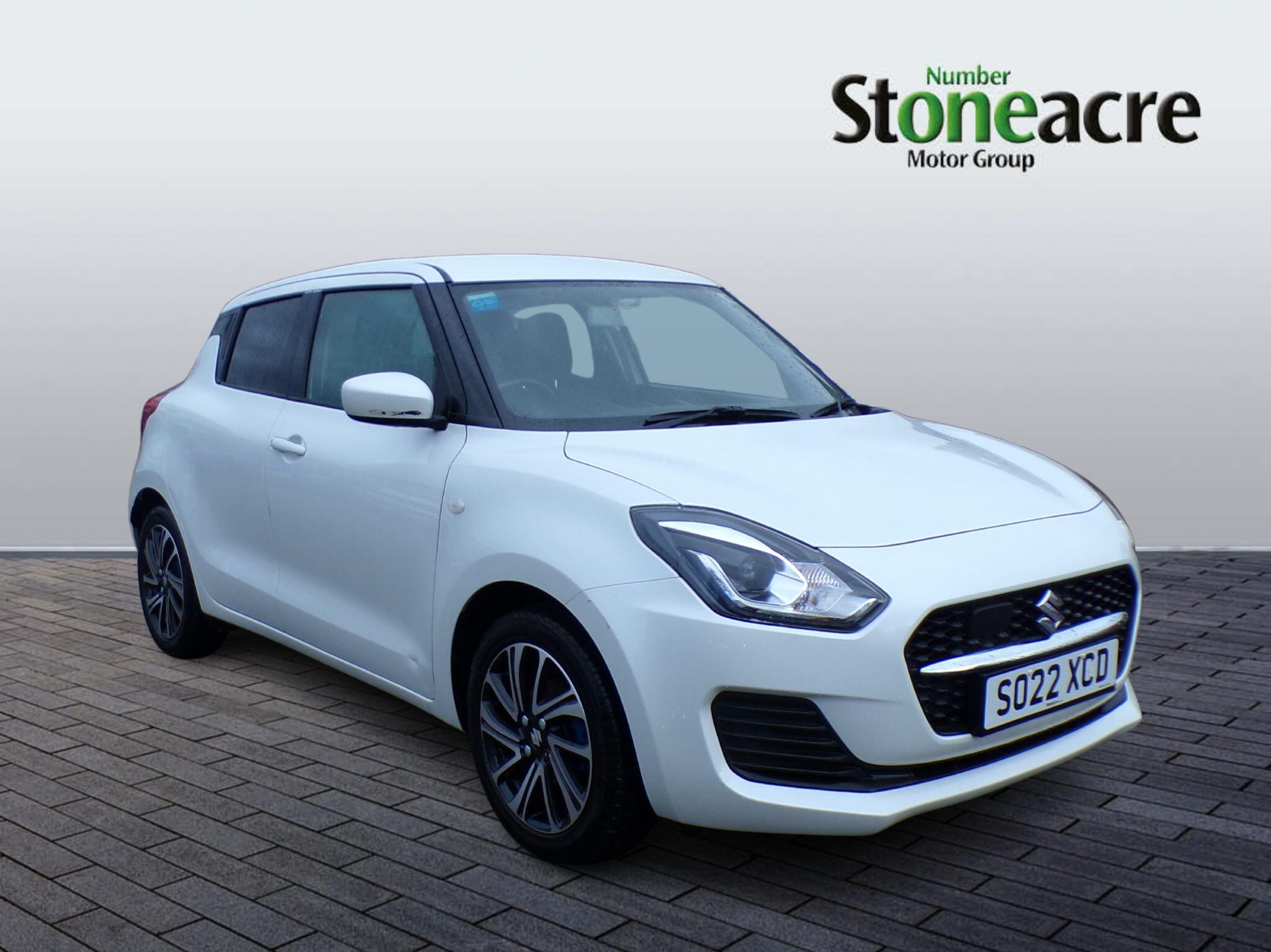 Main listing image - Suzuki Swift