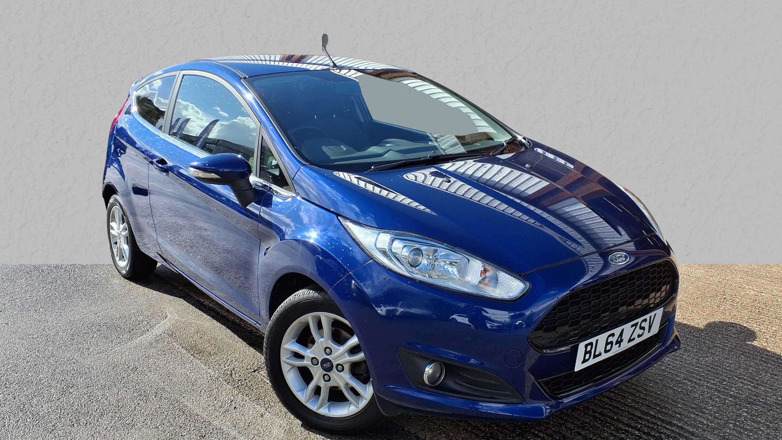 Main listing image - Ford Fiesta
