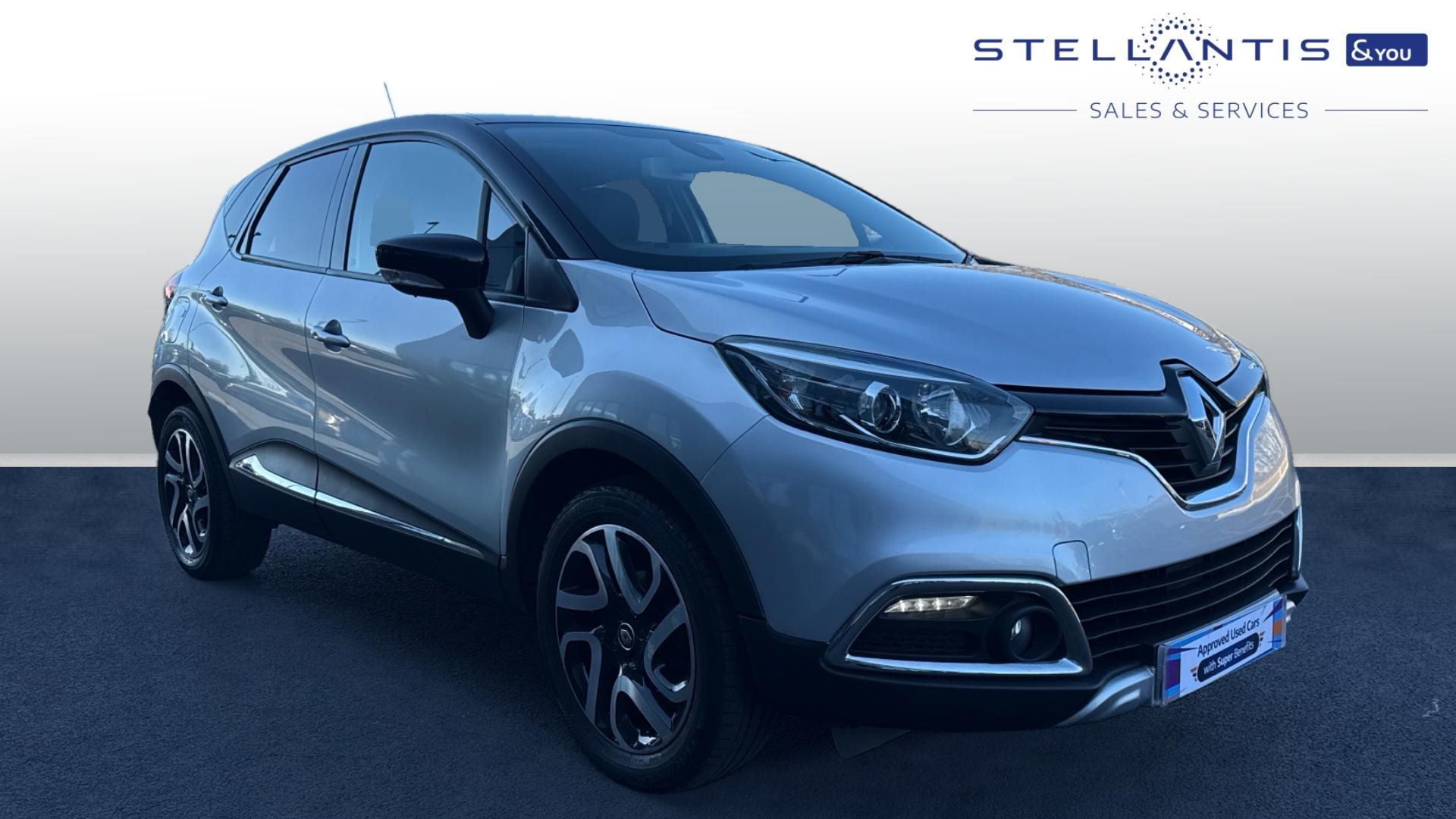 Main listing image - Renault Captur