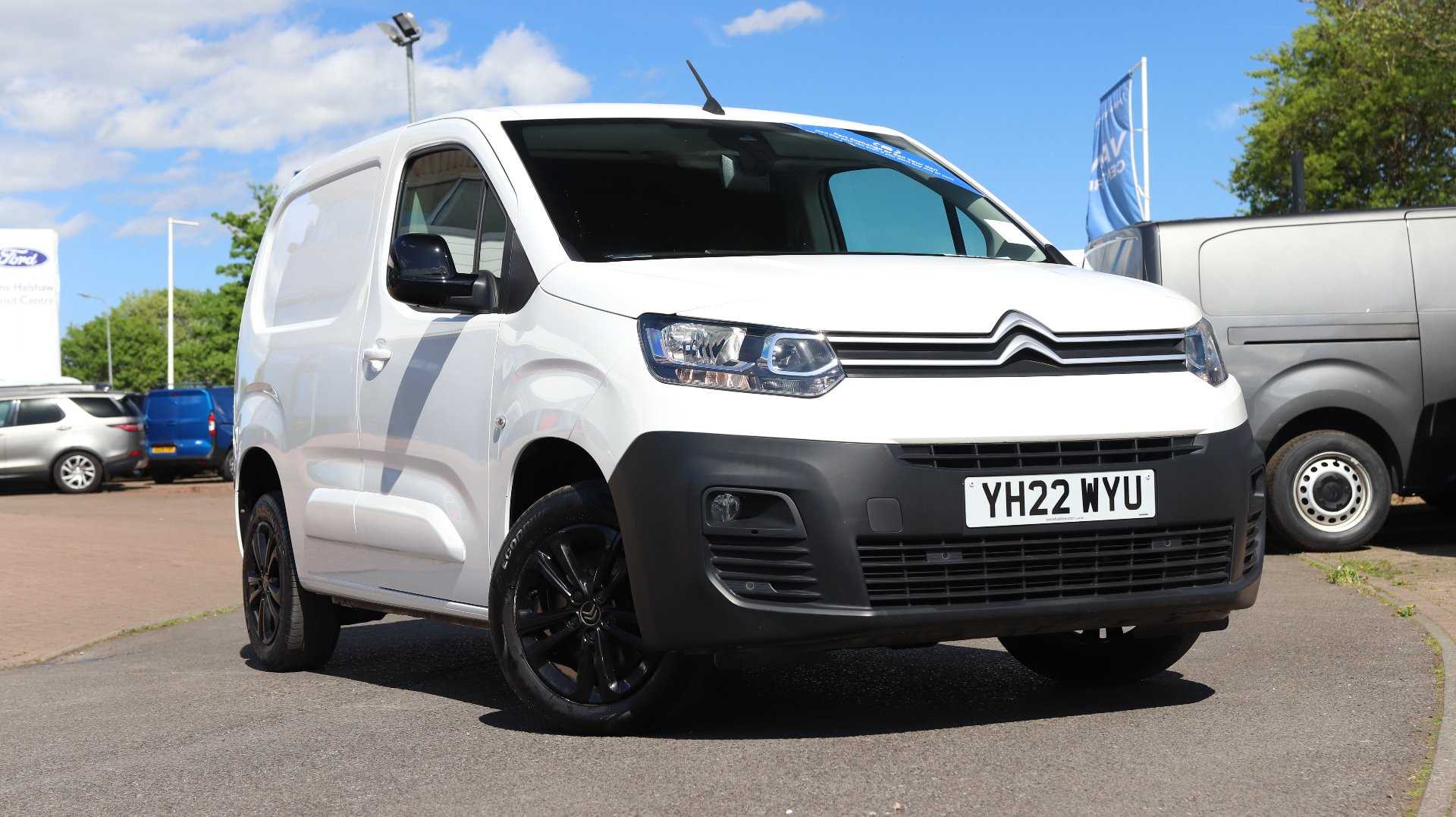 Main listing image - Citroen Berlingo Van