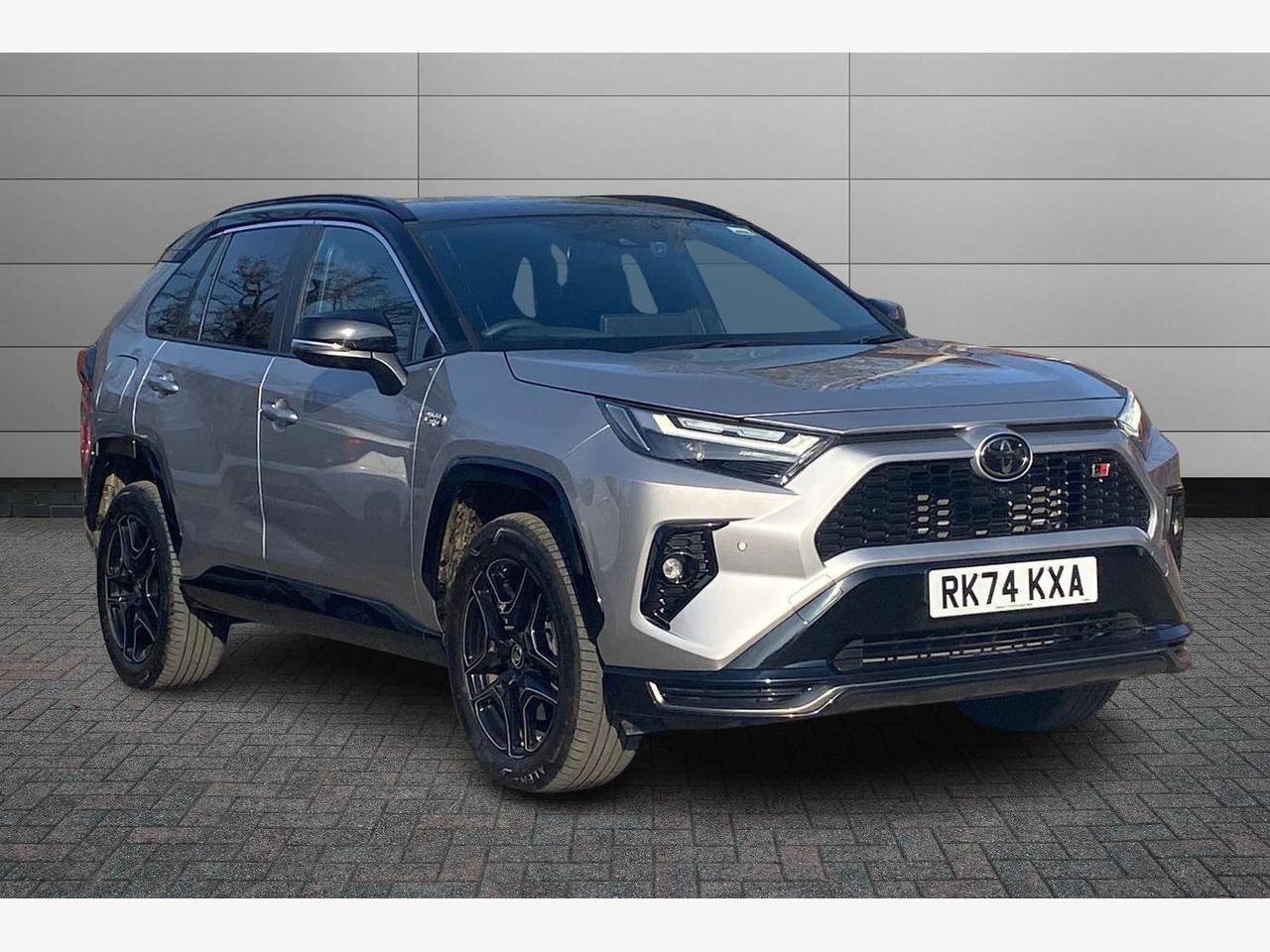 Main listing image - Toyota RAV4