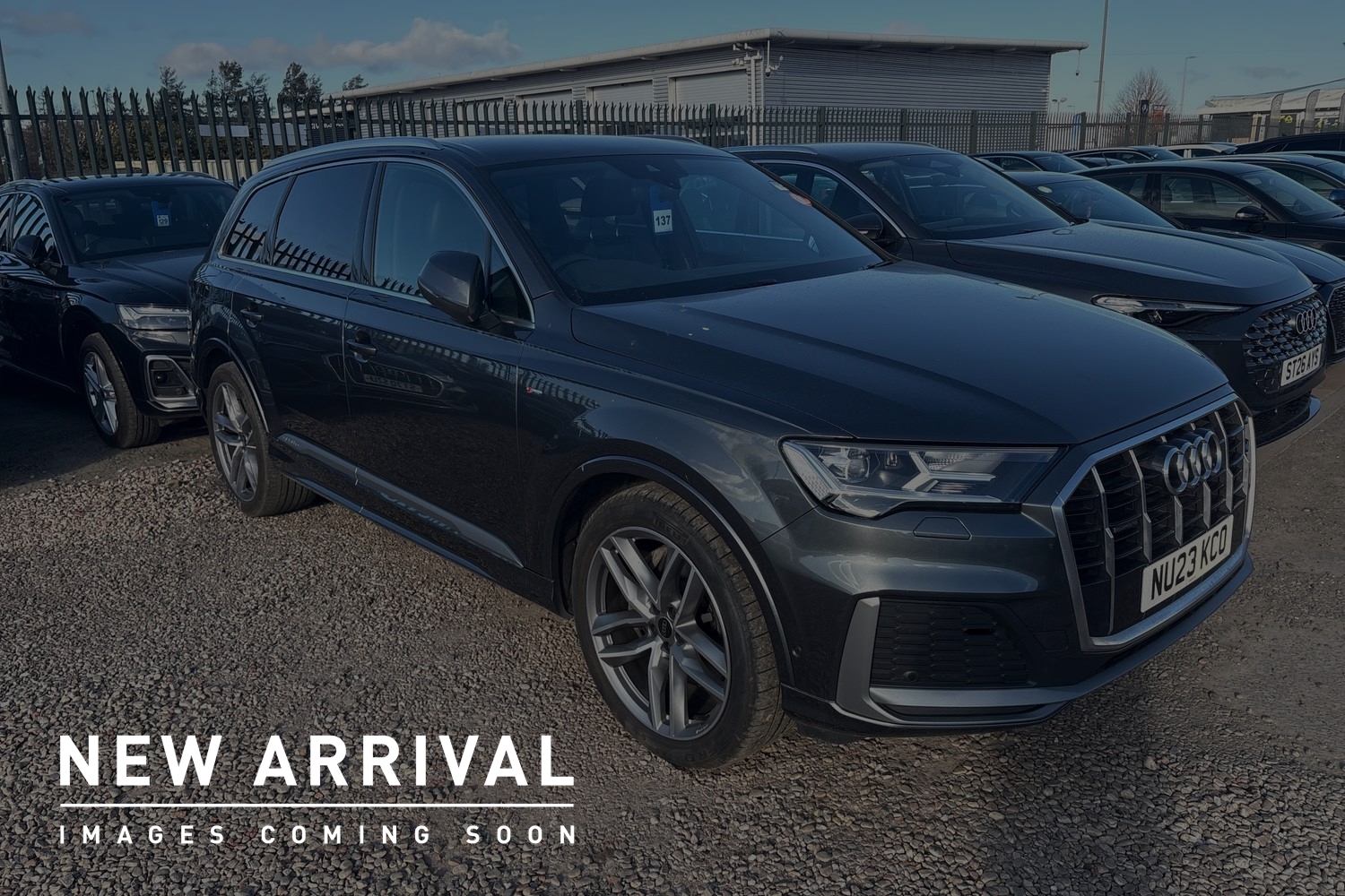 Main listing image - Audi Q7