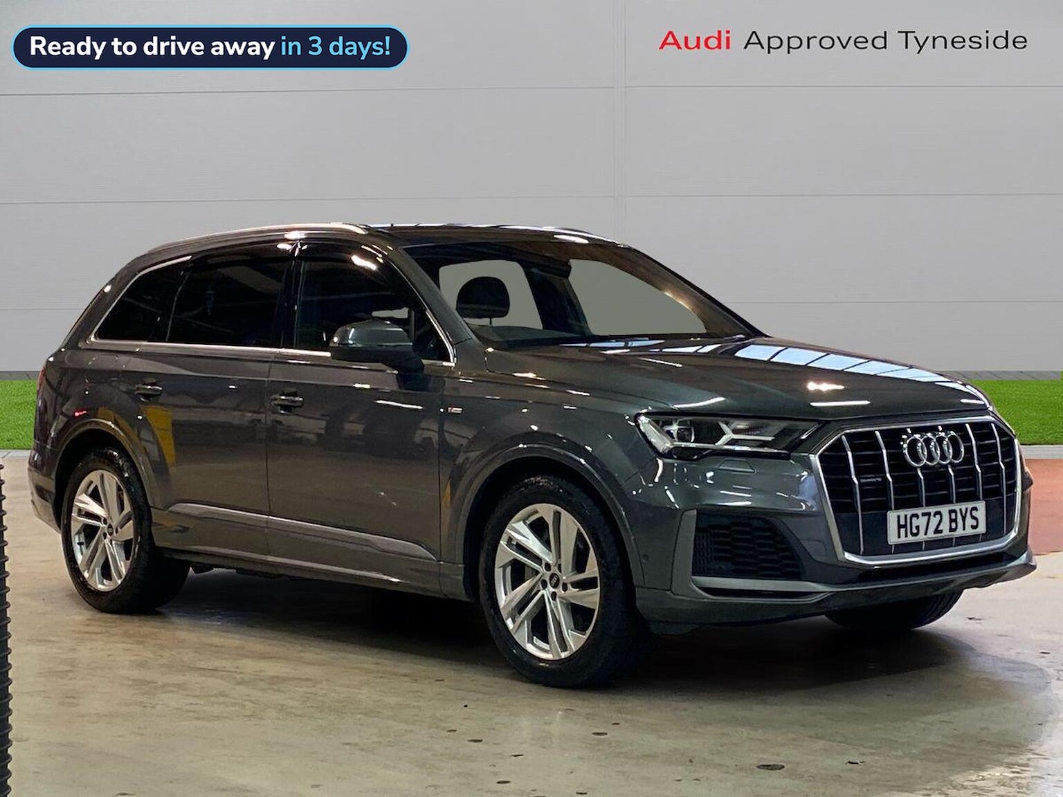 Main listing image - Audi Q7