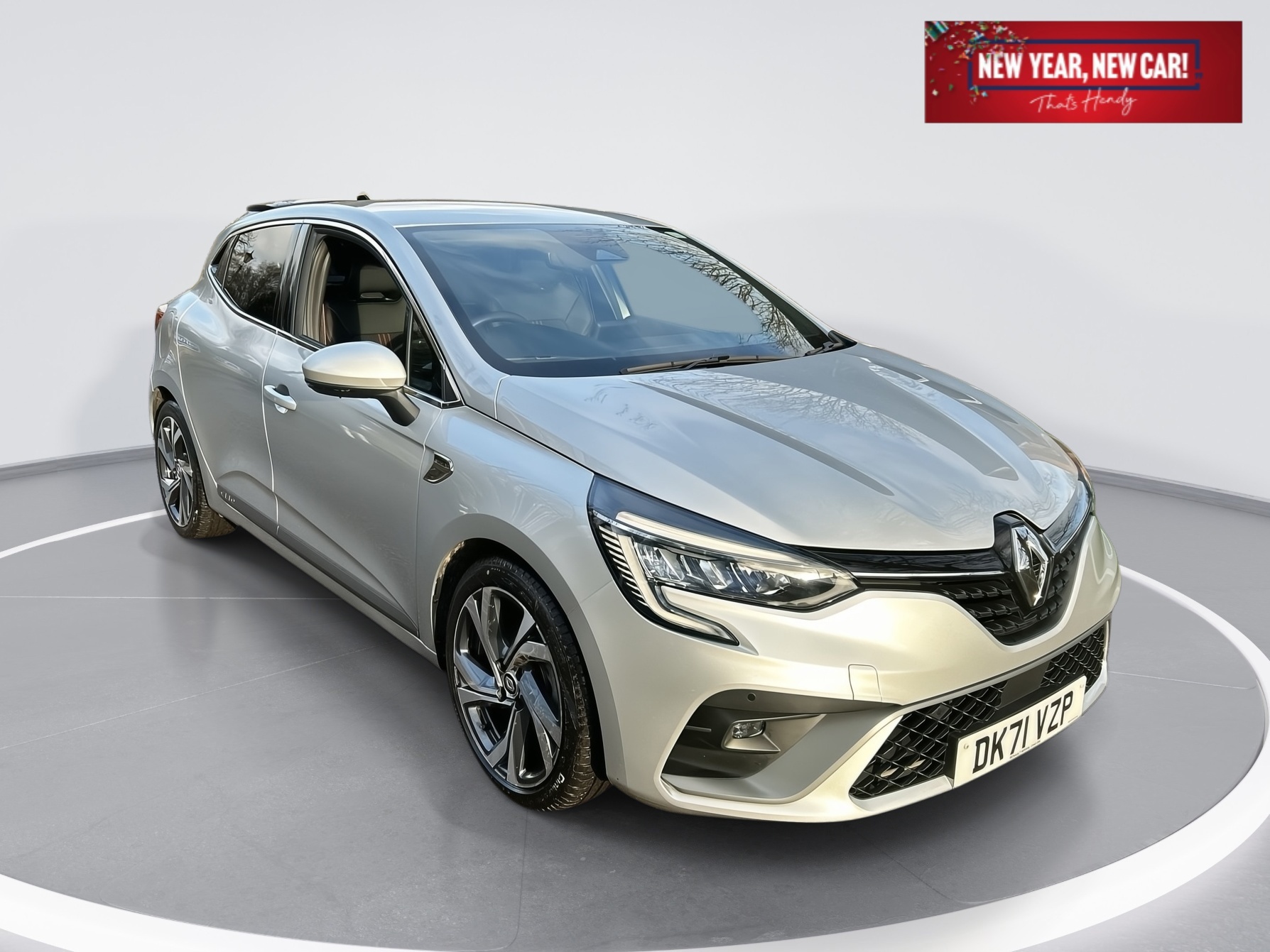 Main listing image - Renault Clio