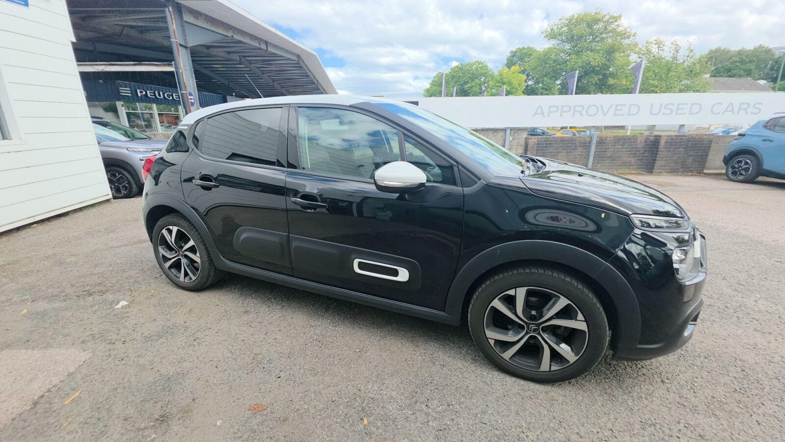 Main listing image - Citroen C3