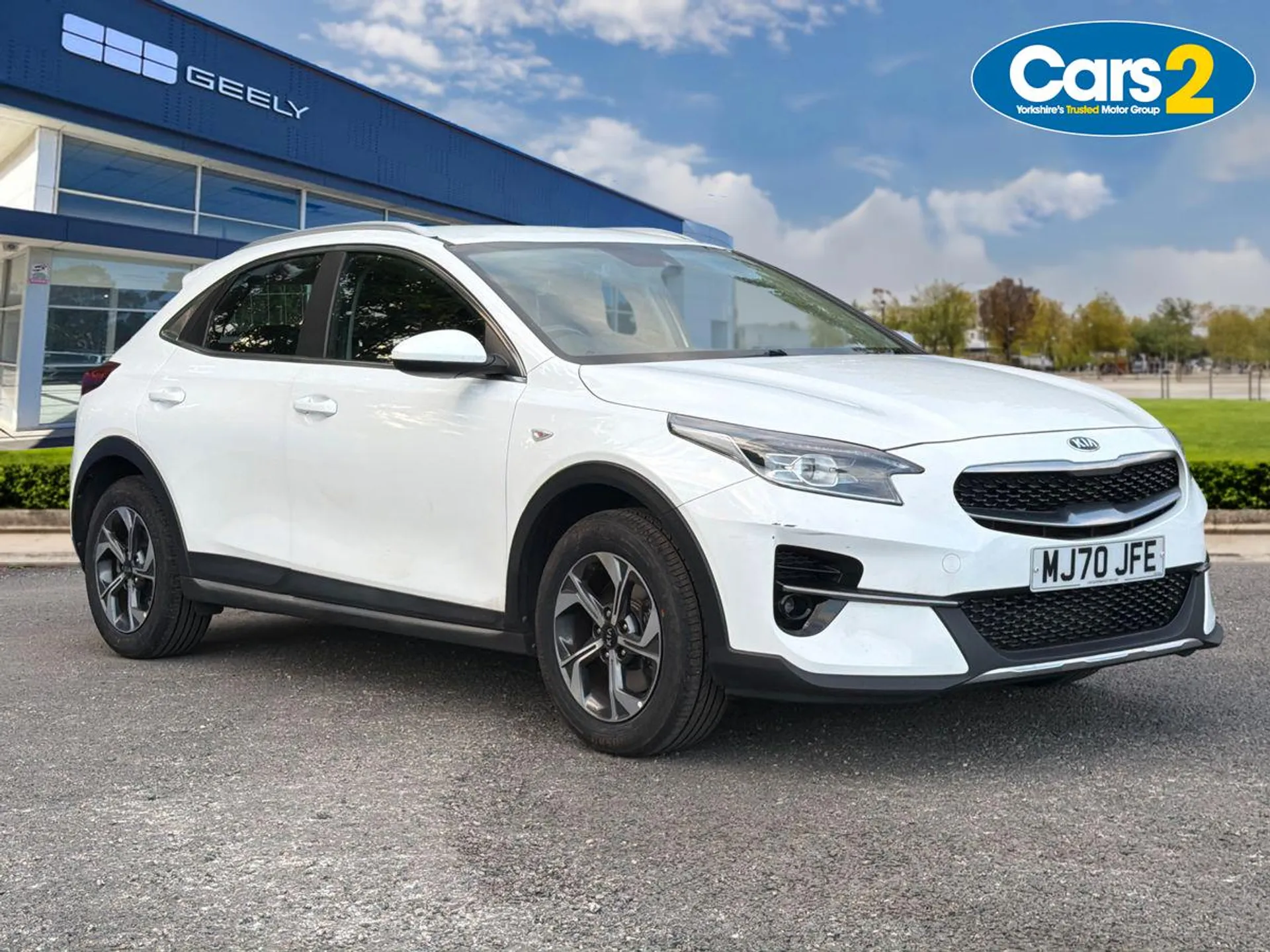 Main listing image - Kia XCeed