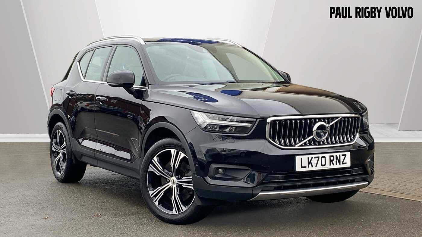 Main listing image - Volvo XC40 Recharge