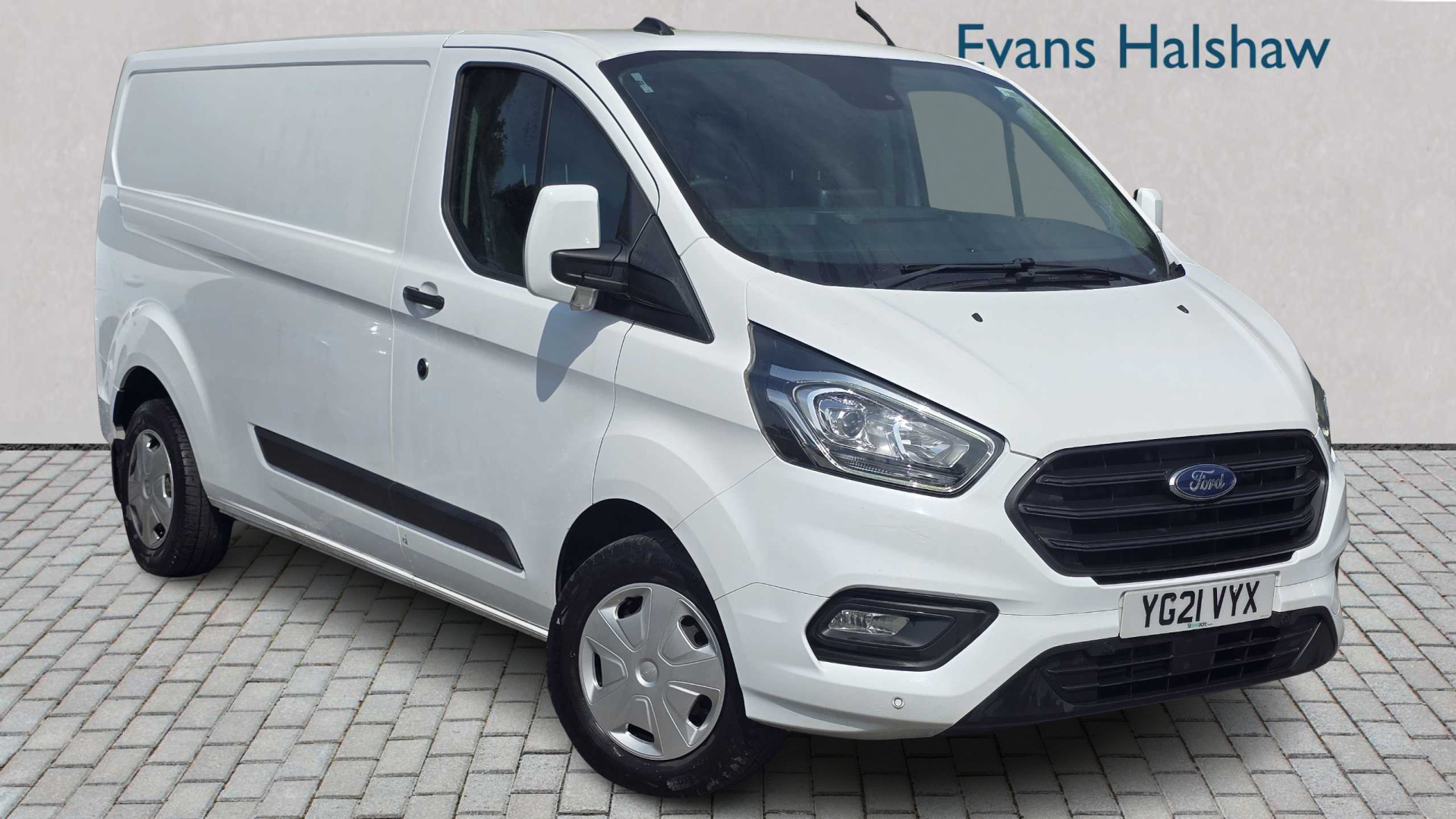 Main listing image - Ford Transit Custom