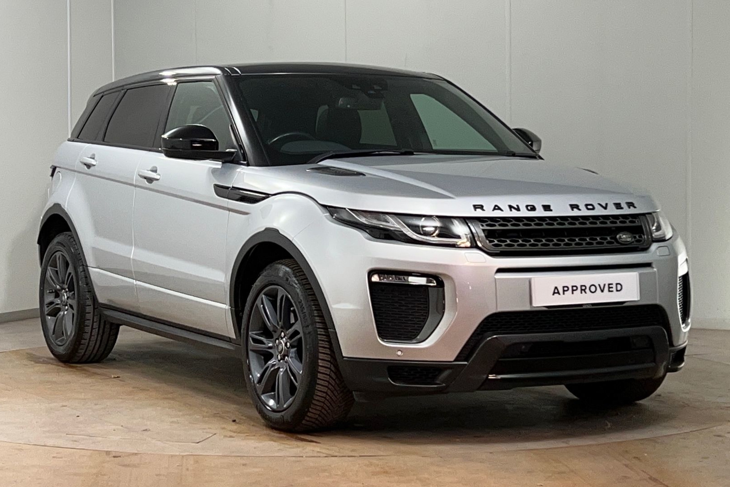 Main listing image - Land Rover Range Rover Evoque