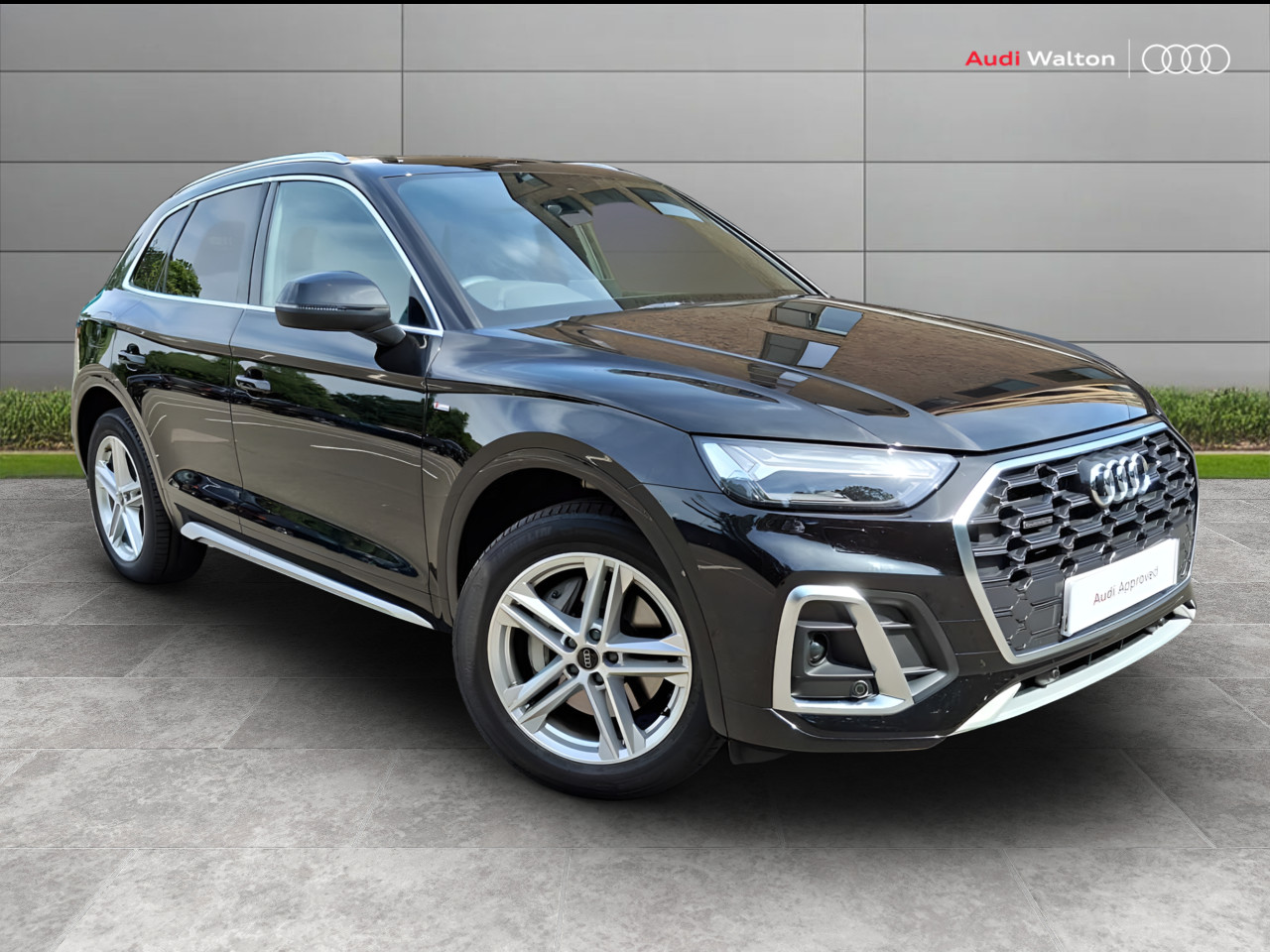 Main listing image - Audi Q5