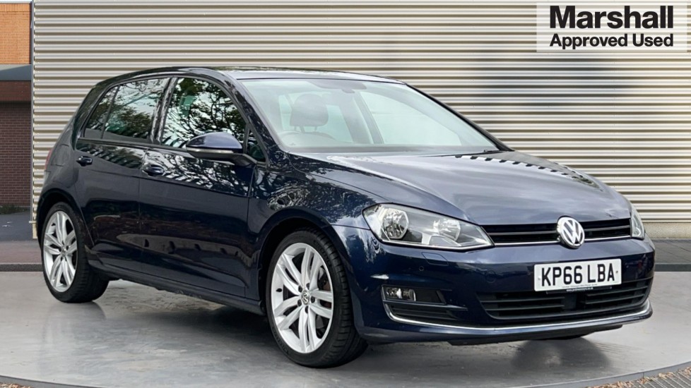 Main listing image - Volkswagen Golf