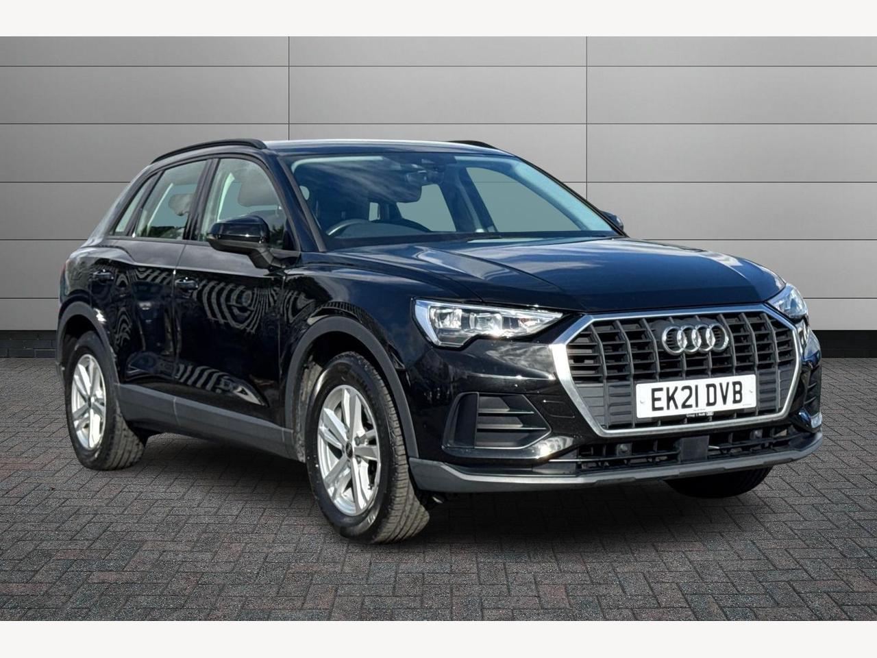 Main listing image - Audi Q3