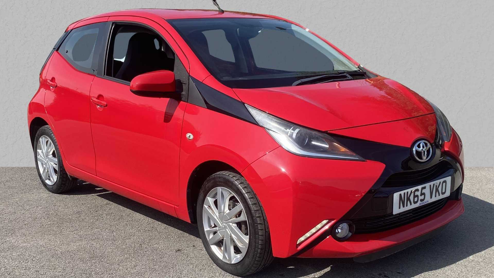 Main listing image - Toyota Aygo