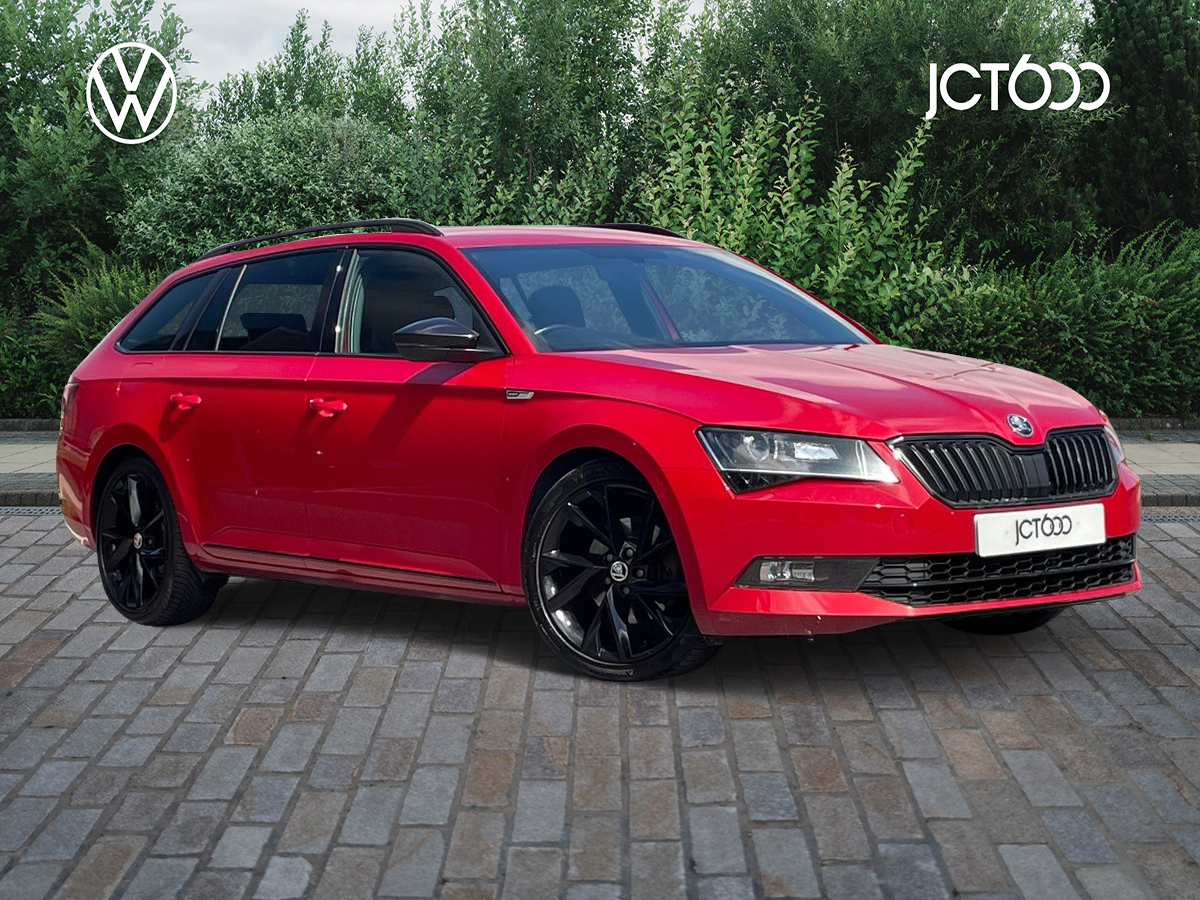 Main listing image - Skoda Superb Estate