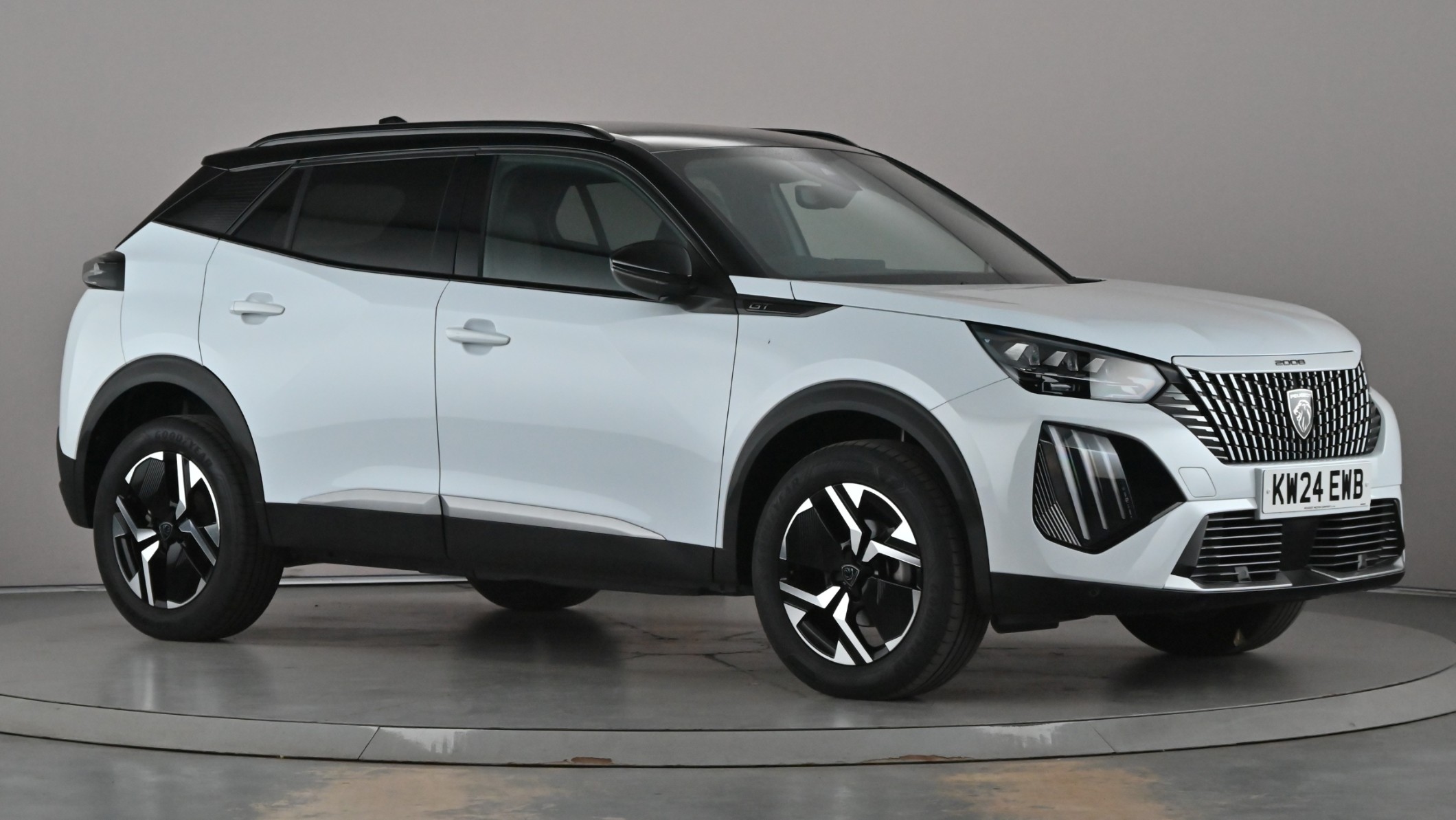 Main listing image - Peugeot 2008