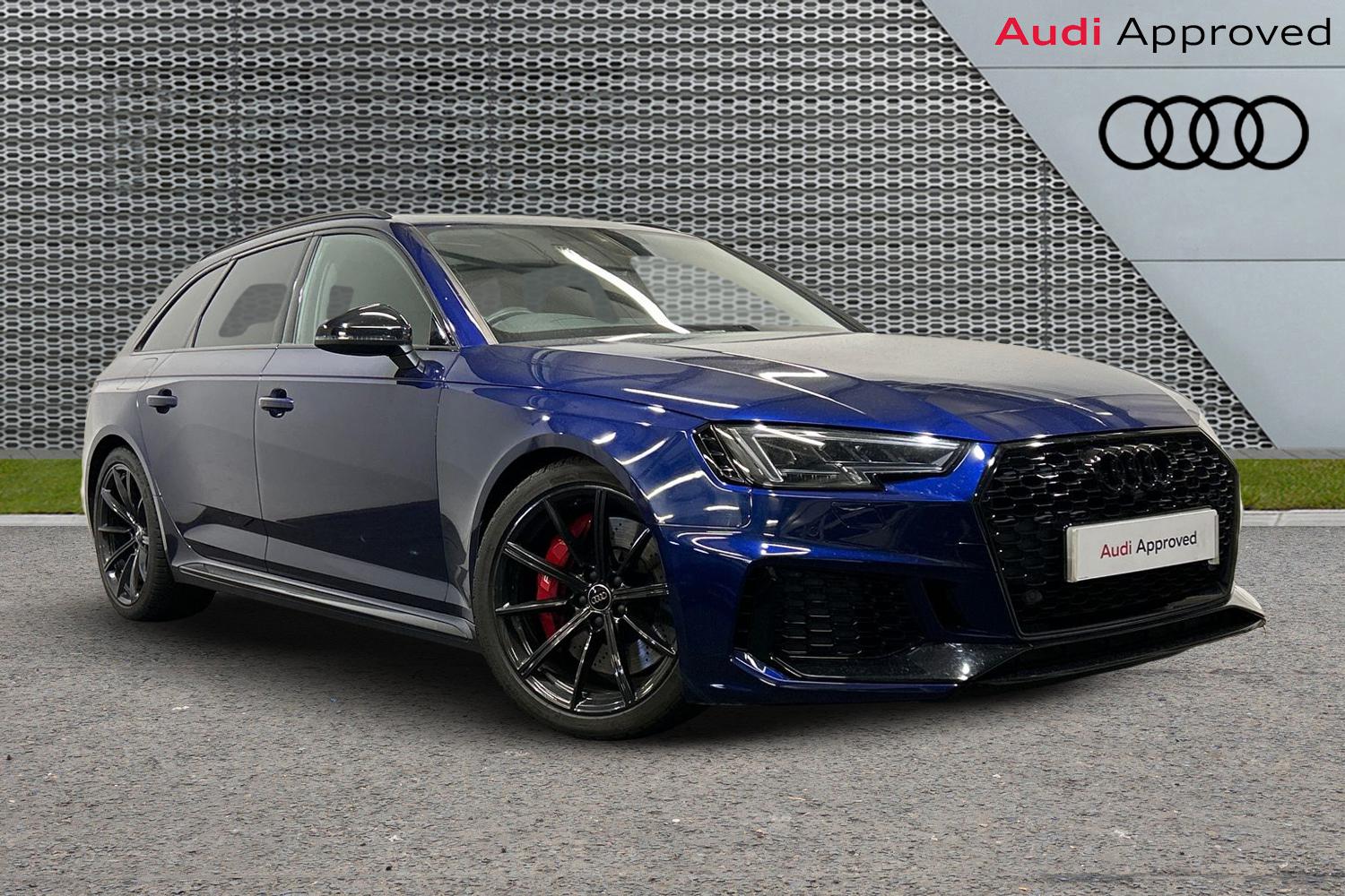 Main listing image - Audi RS4