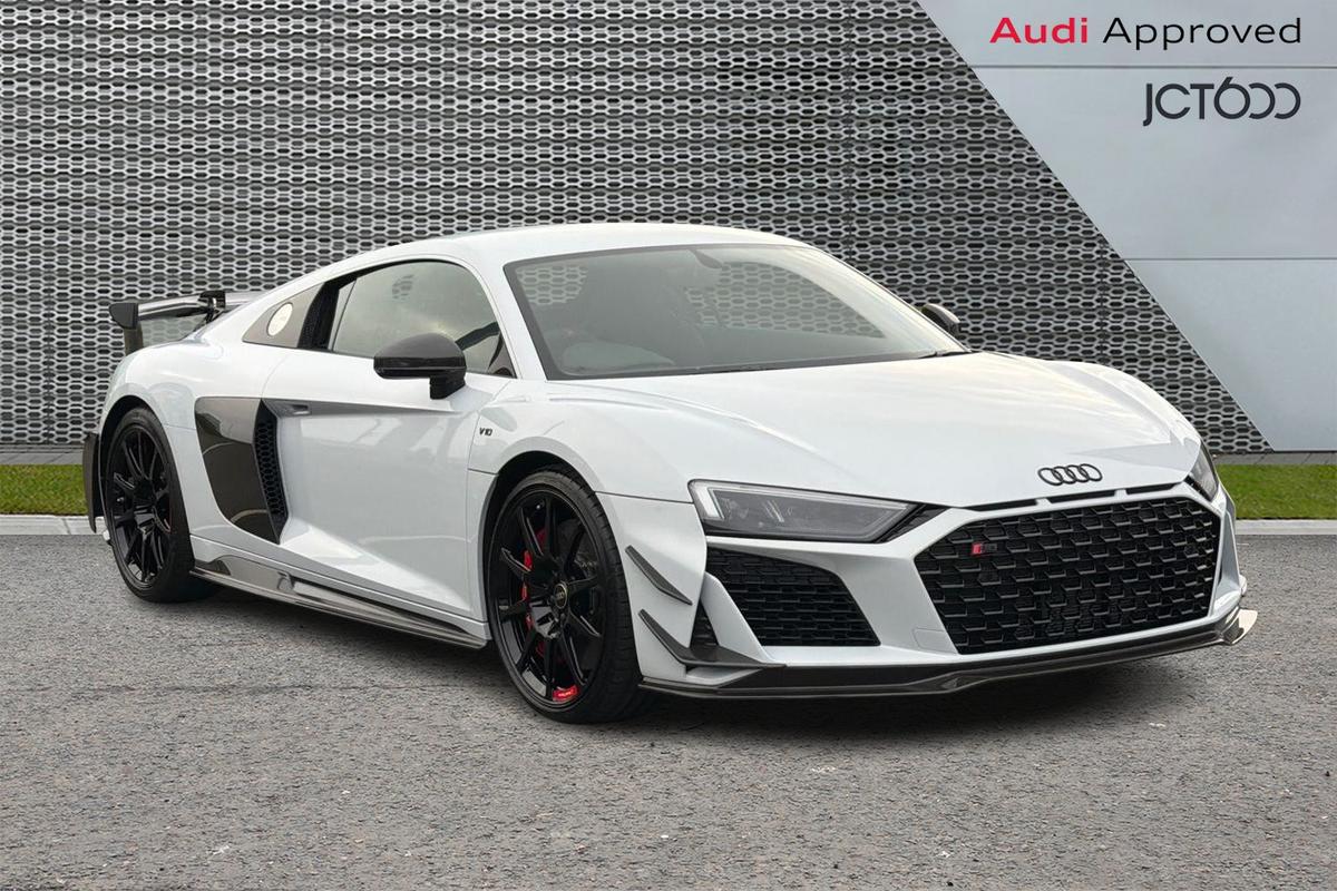 Main listing image - Audi R8