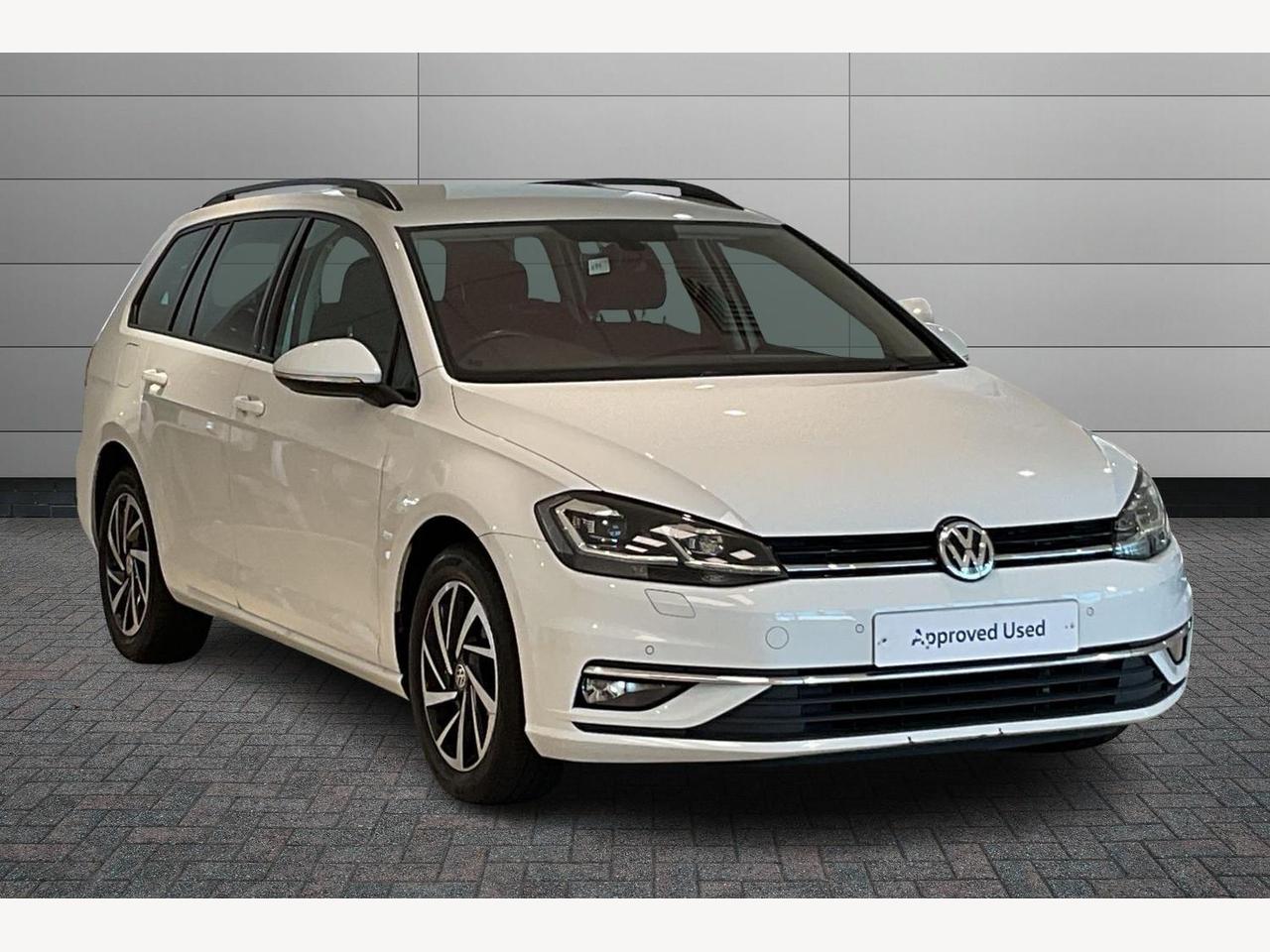 Main listing image - Volkswagen Golf Estate