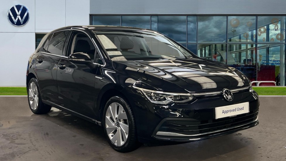 Main listing image - Volkswagen Golf