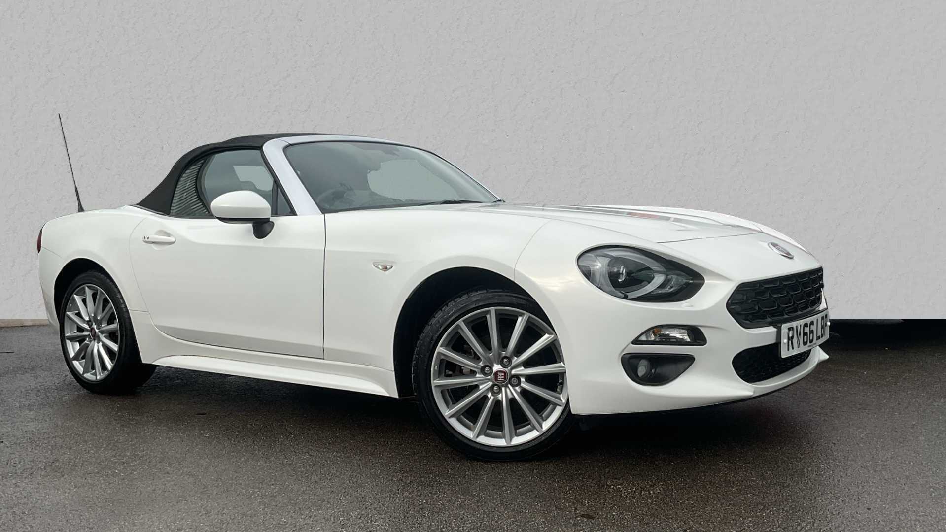 Main listing image - Fiat 124 Spider