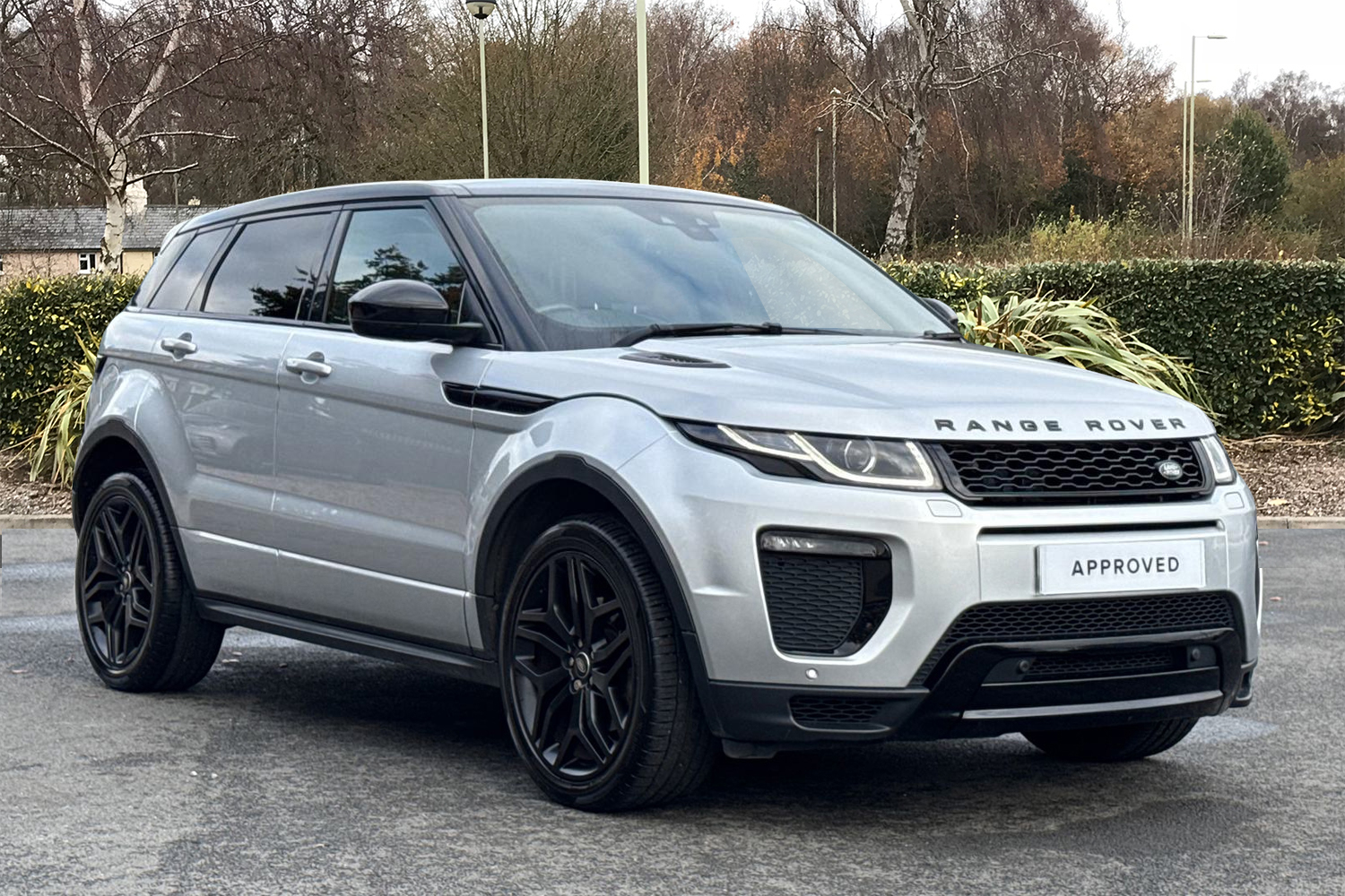 Main listing image - Land Rover Range Rover Evoque