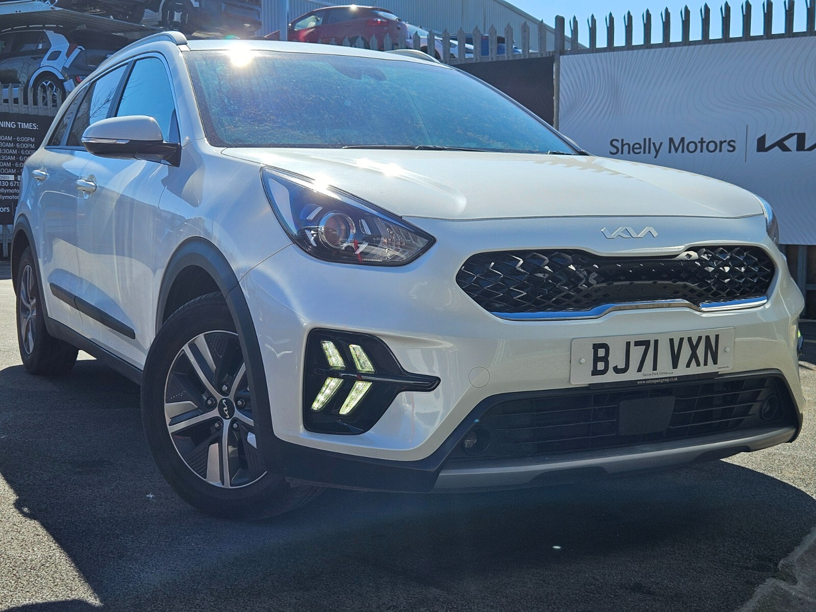 Main listing image - Kia Niro