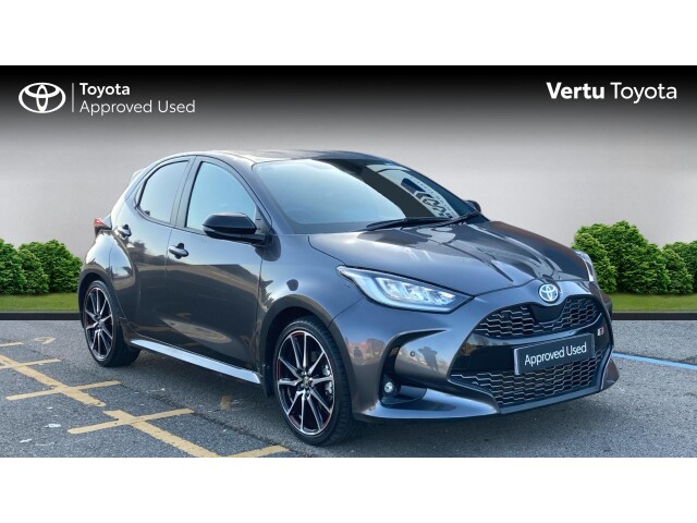 Main listing image - Toyota Yaris