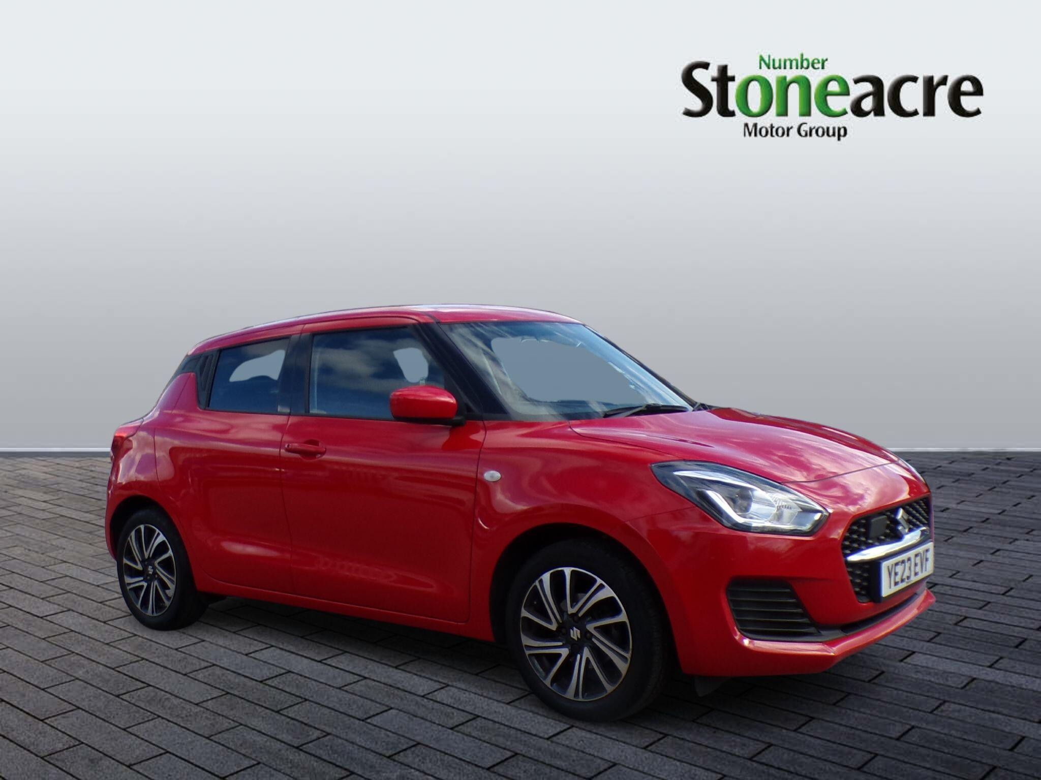 Main listing image - Suzuki Swift