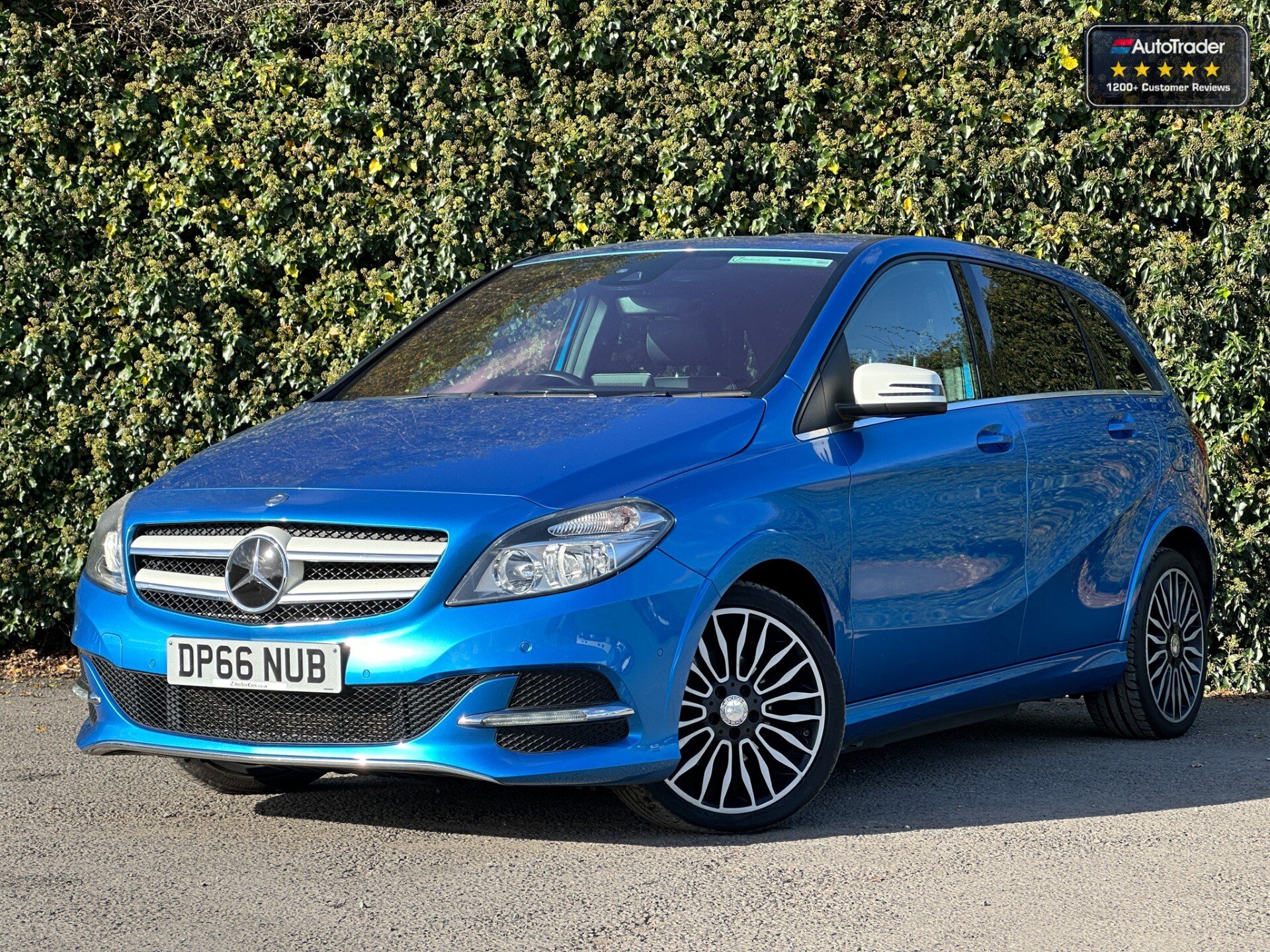 Main listing image - Mercedes-Benz B-Class