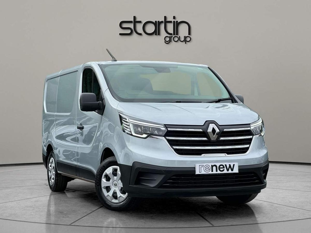 Main listing image - Renault Trafic