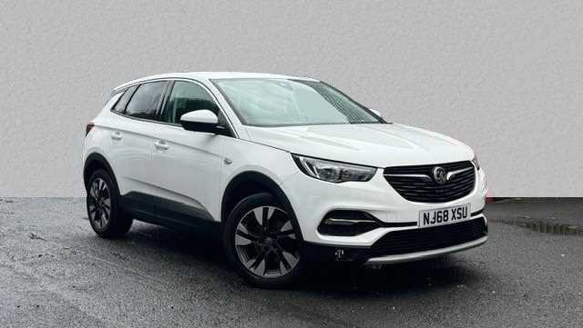 Main listing image - Vauxhall Grandland X