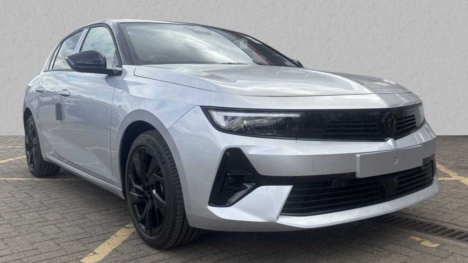 Main listing image - Vauxhall Astra