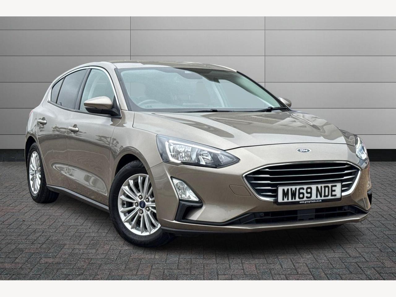 Main listing image - Ford Focus
