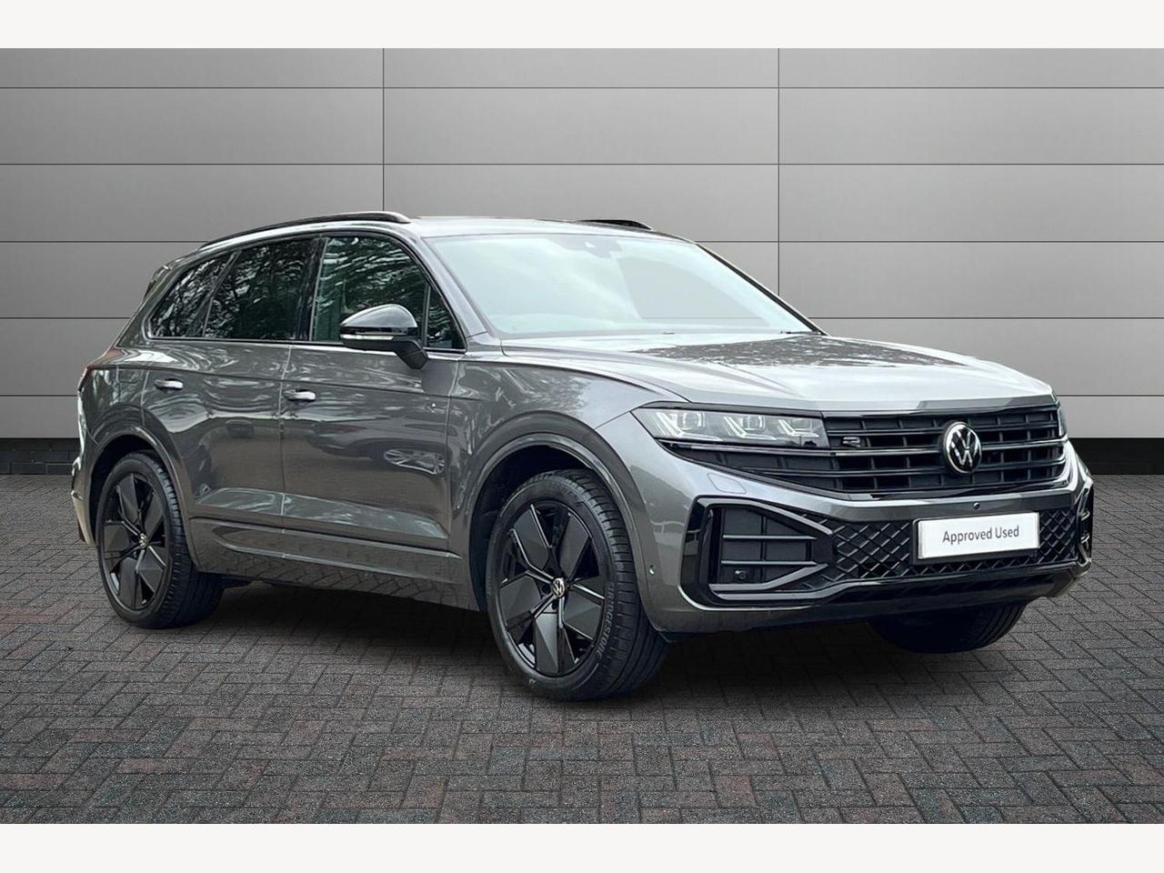 Main listing image - Volkswagen Touareg