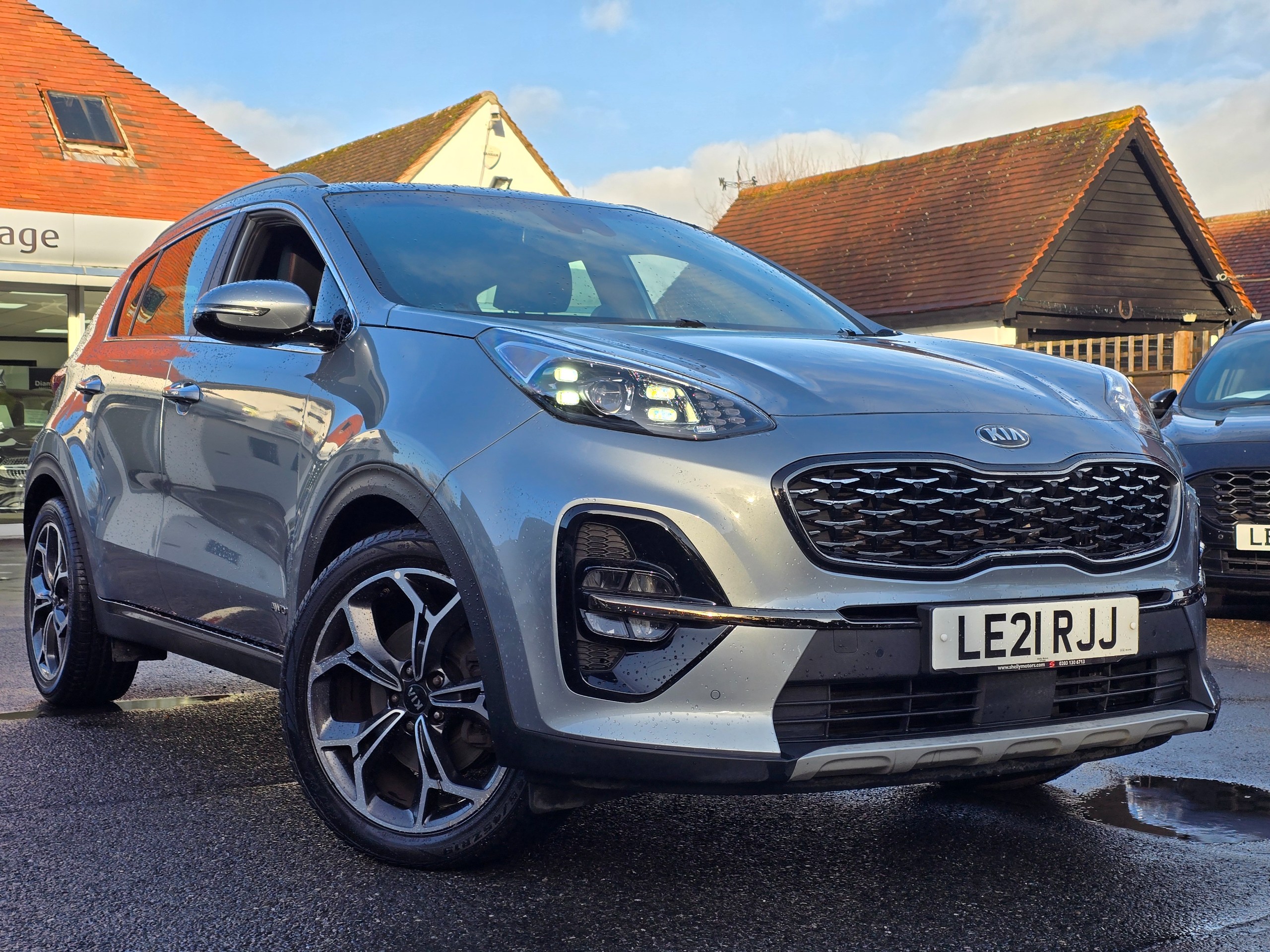 Main listing image - Kia Sportage