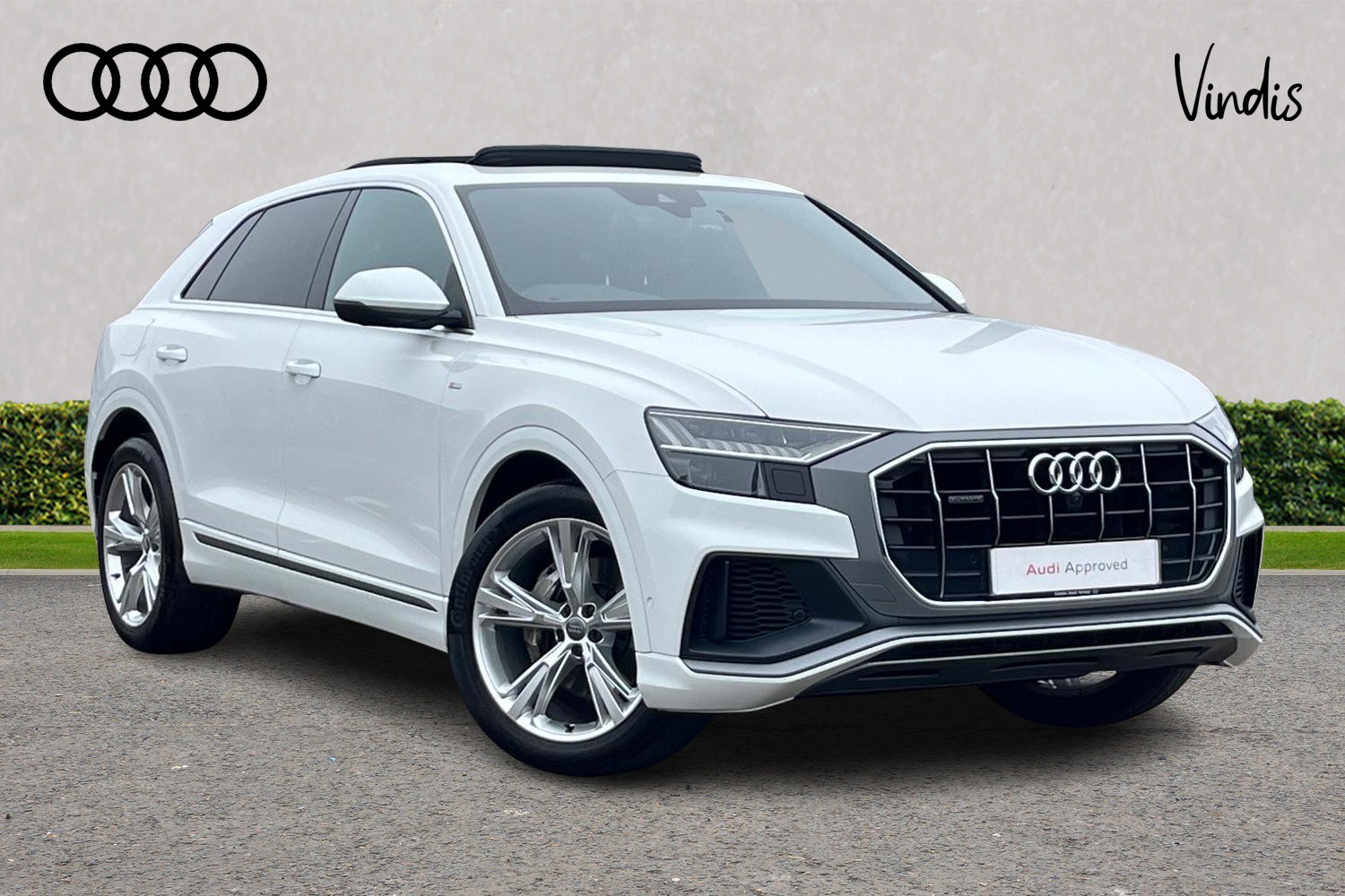 Main listing image - Audi Q8