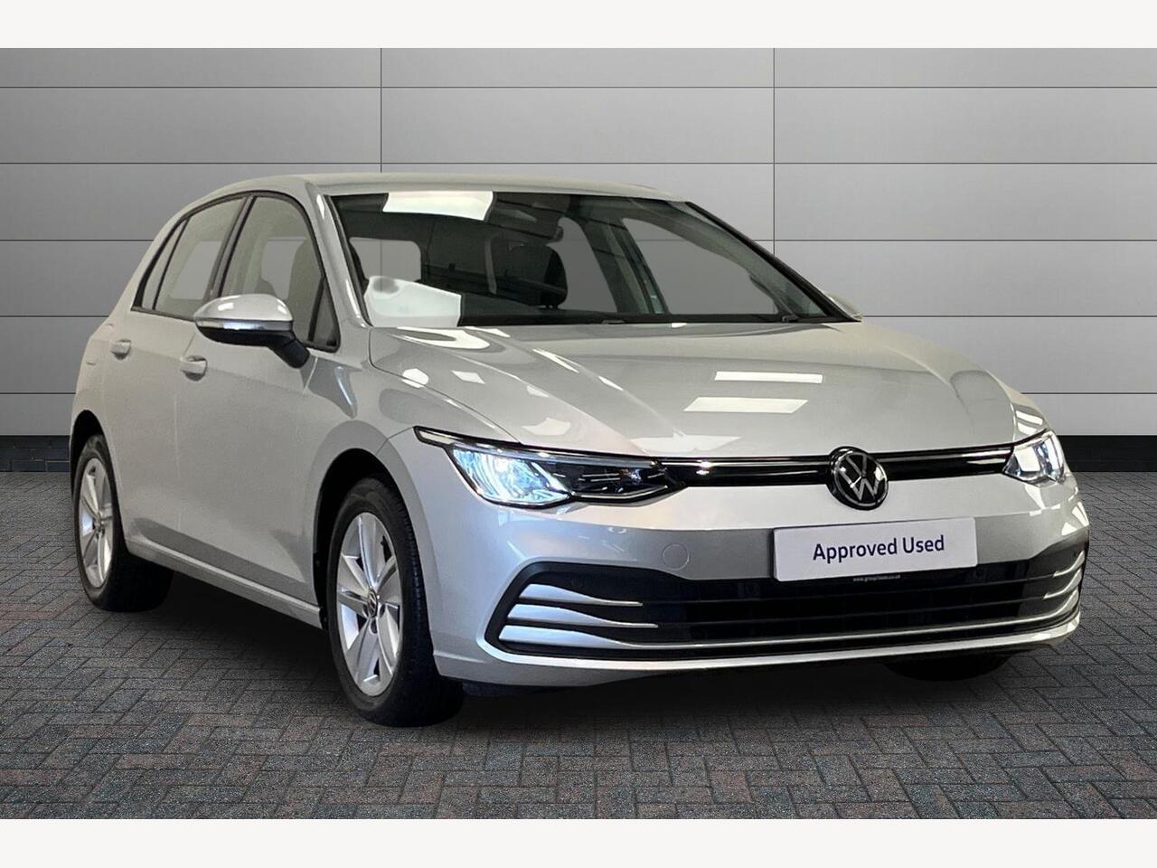 Main listing image - Volkswagen Golf