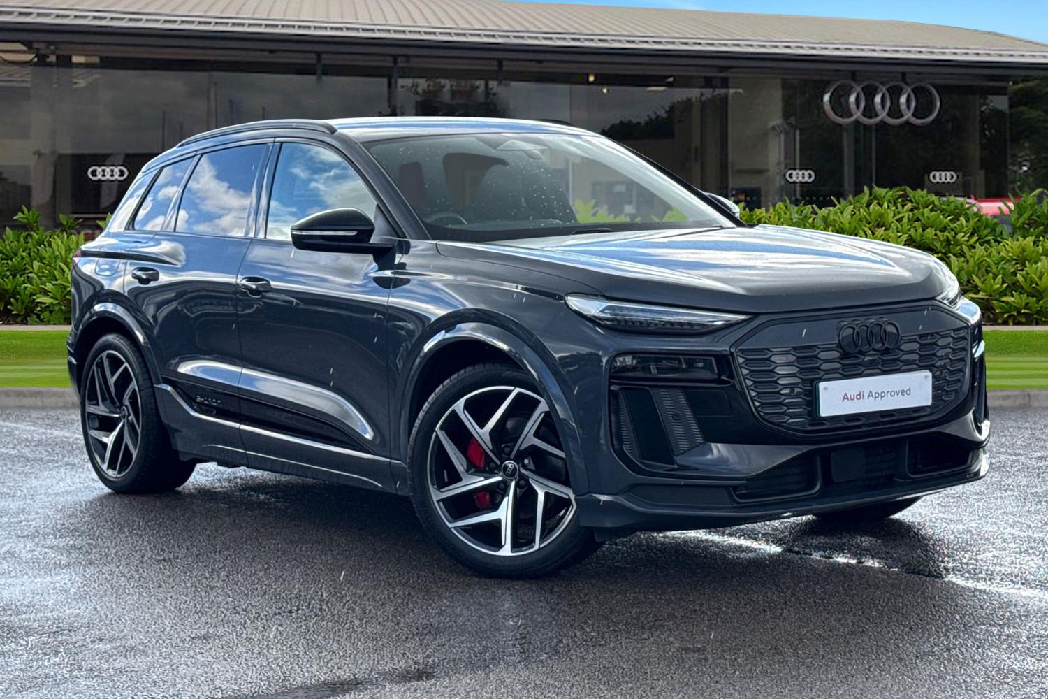 Main listing image - Audi Q6 e-tron