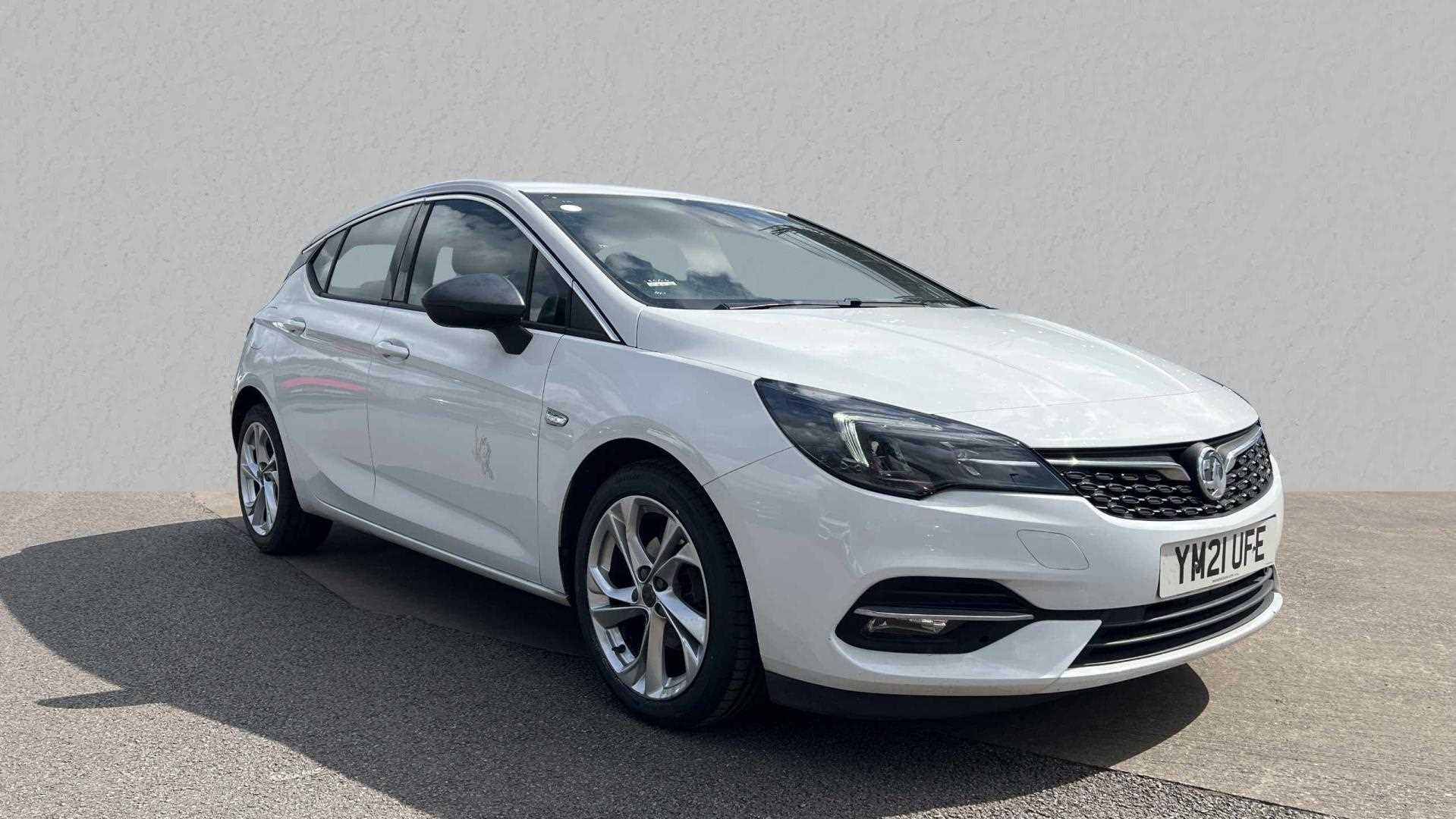 Main listing image - Vauxhall Astra