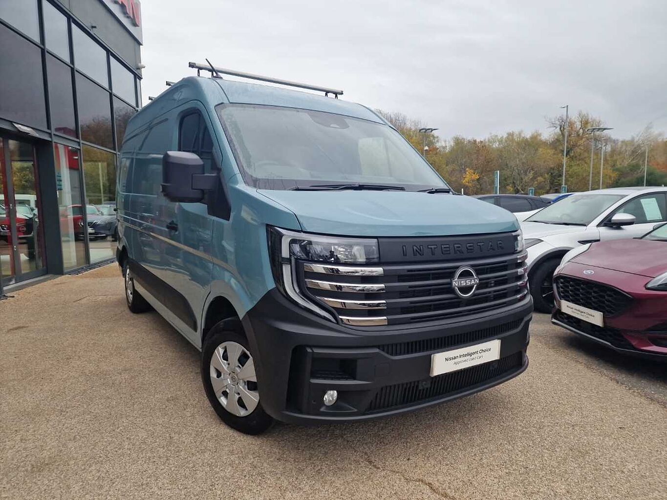 Main listing image - Nissan Interstar
