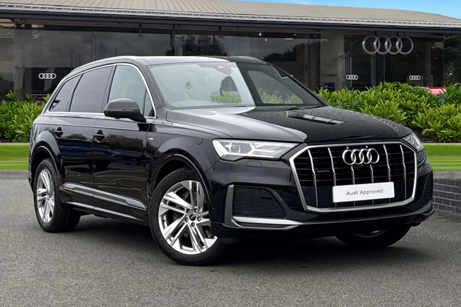 Main listing image - Audi Q7