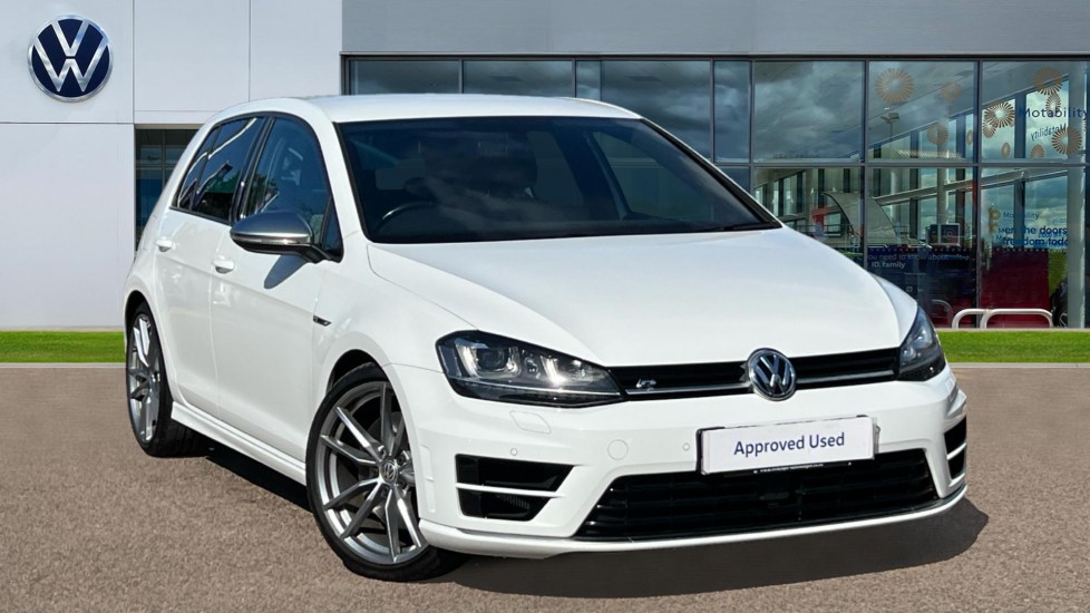 Main listing image - Volkswagen Golf R
