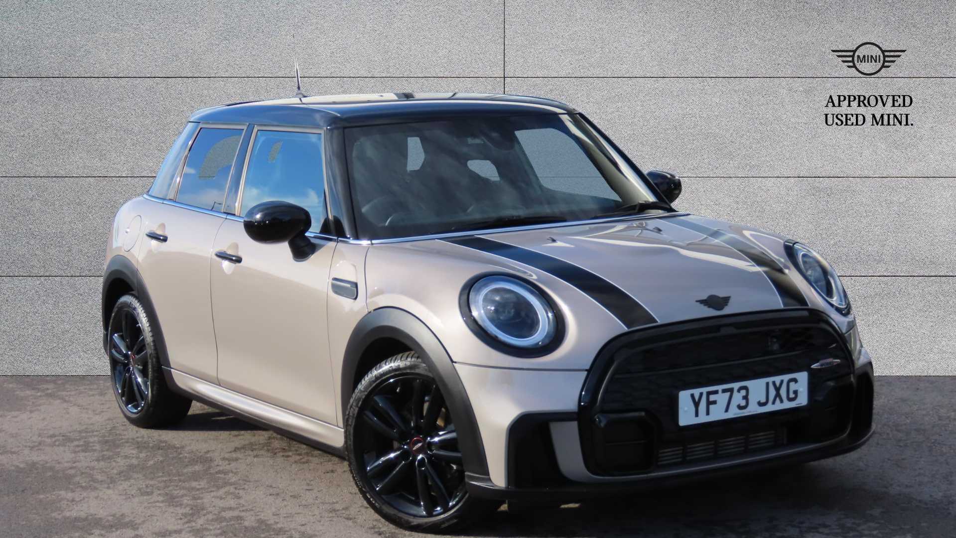 Main listing image - MINI Hatchback 5dr