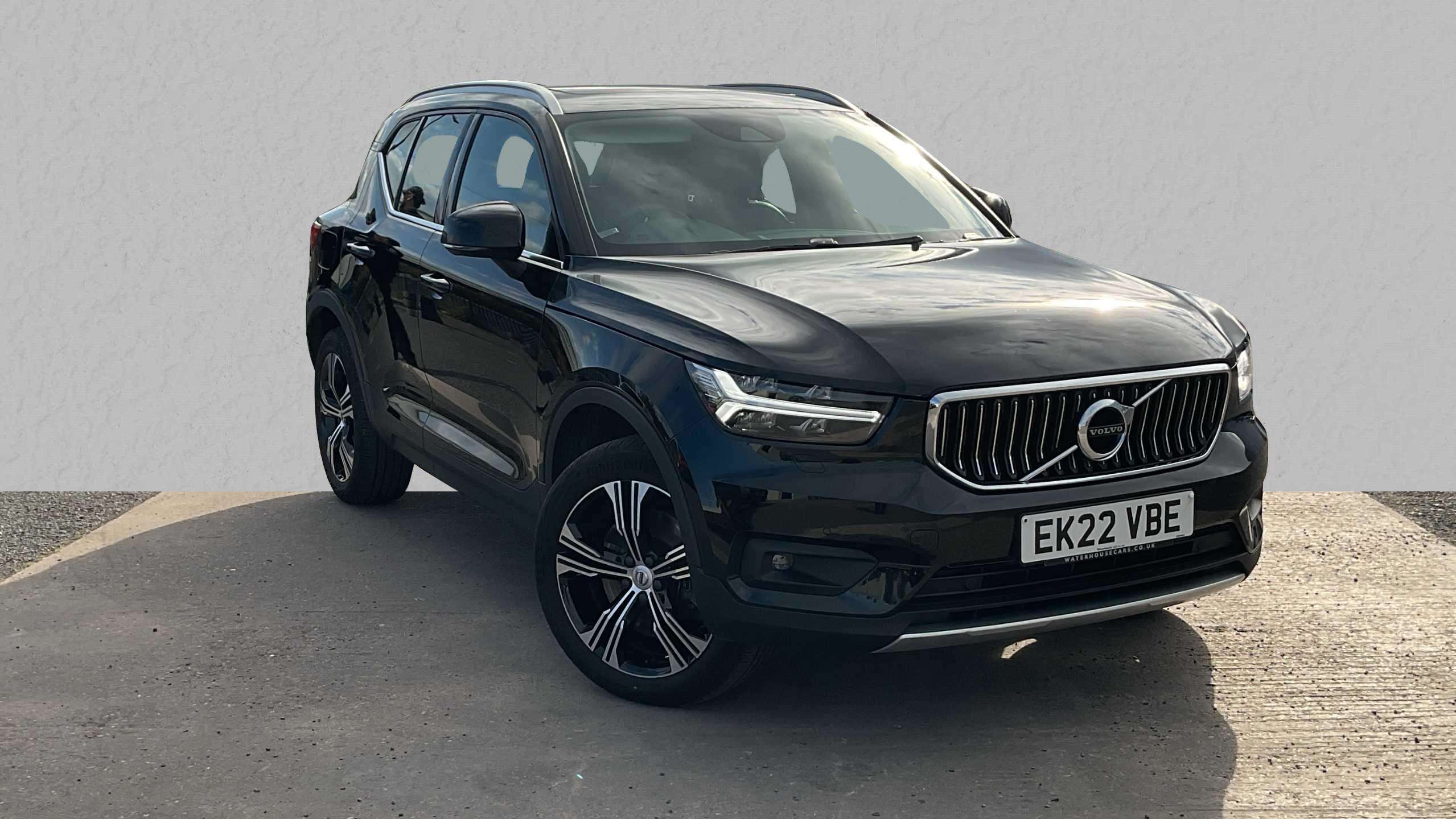 Main listing image - Volvo XC40 Recharge
