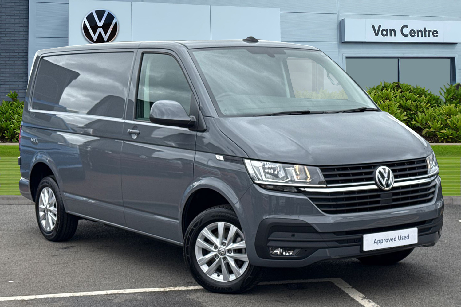 Main listing image - Volkswagen Transporter